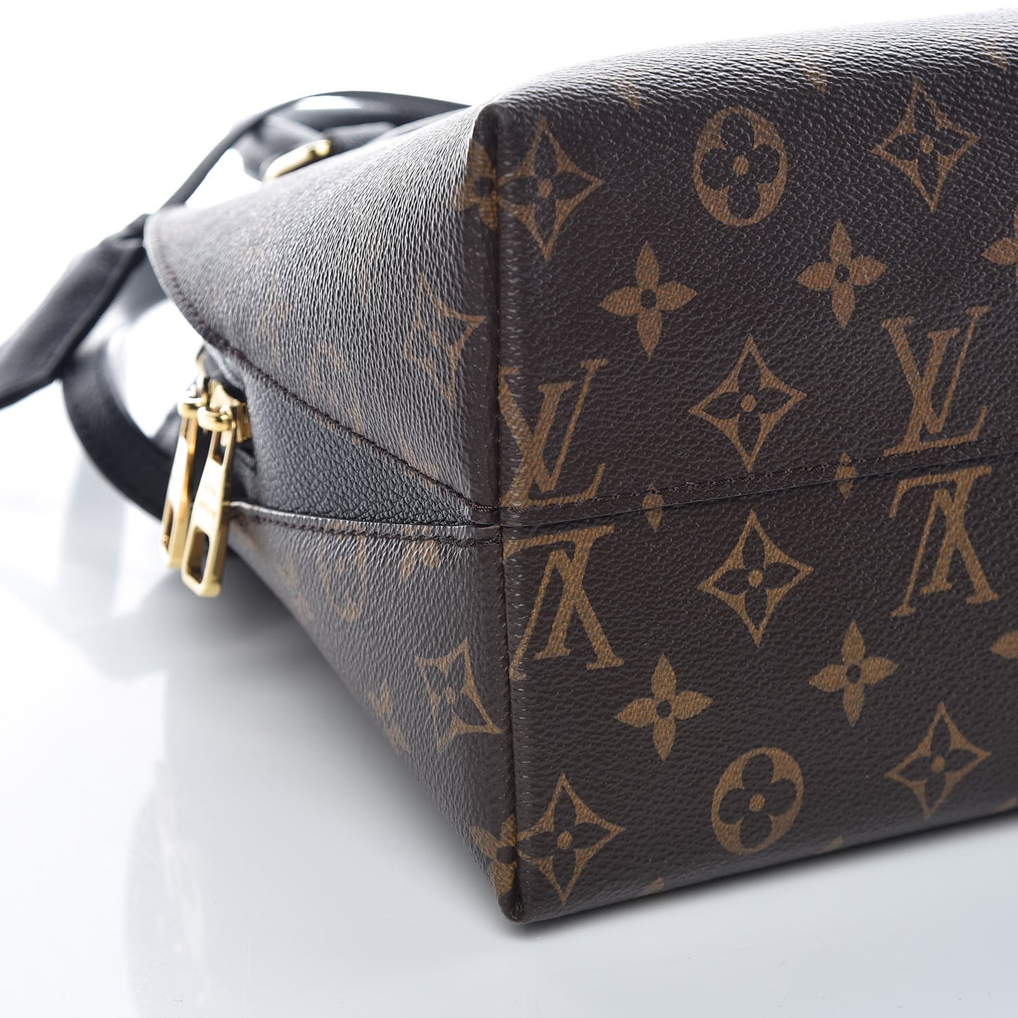 Monogram Alma BNB Black