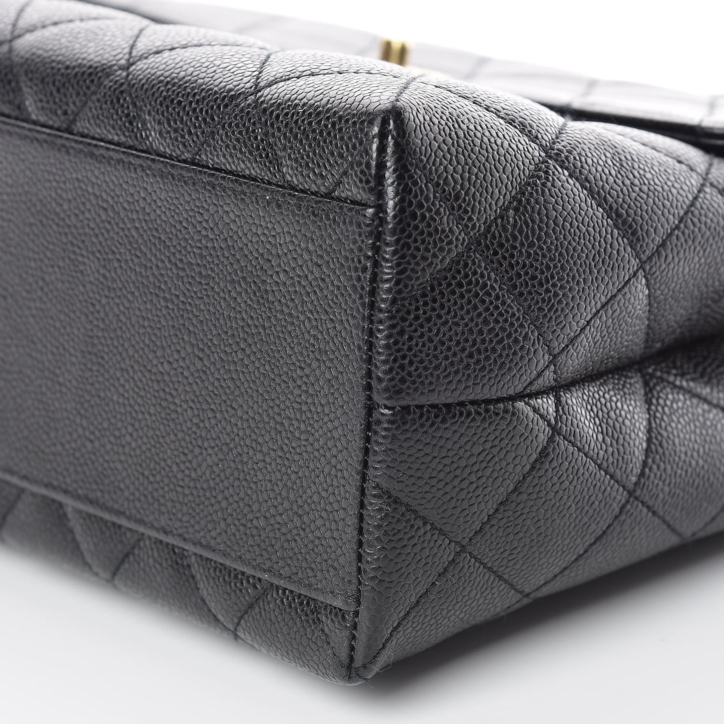 Caviar Quilted Jumbo Kelly Flap Black