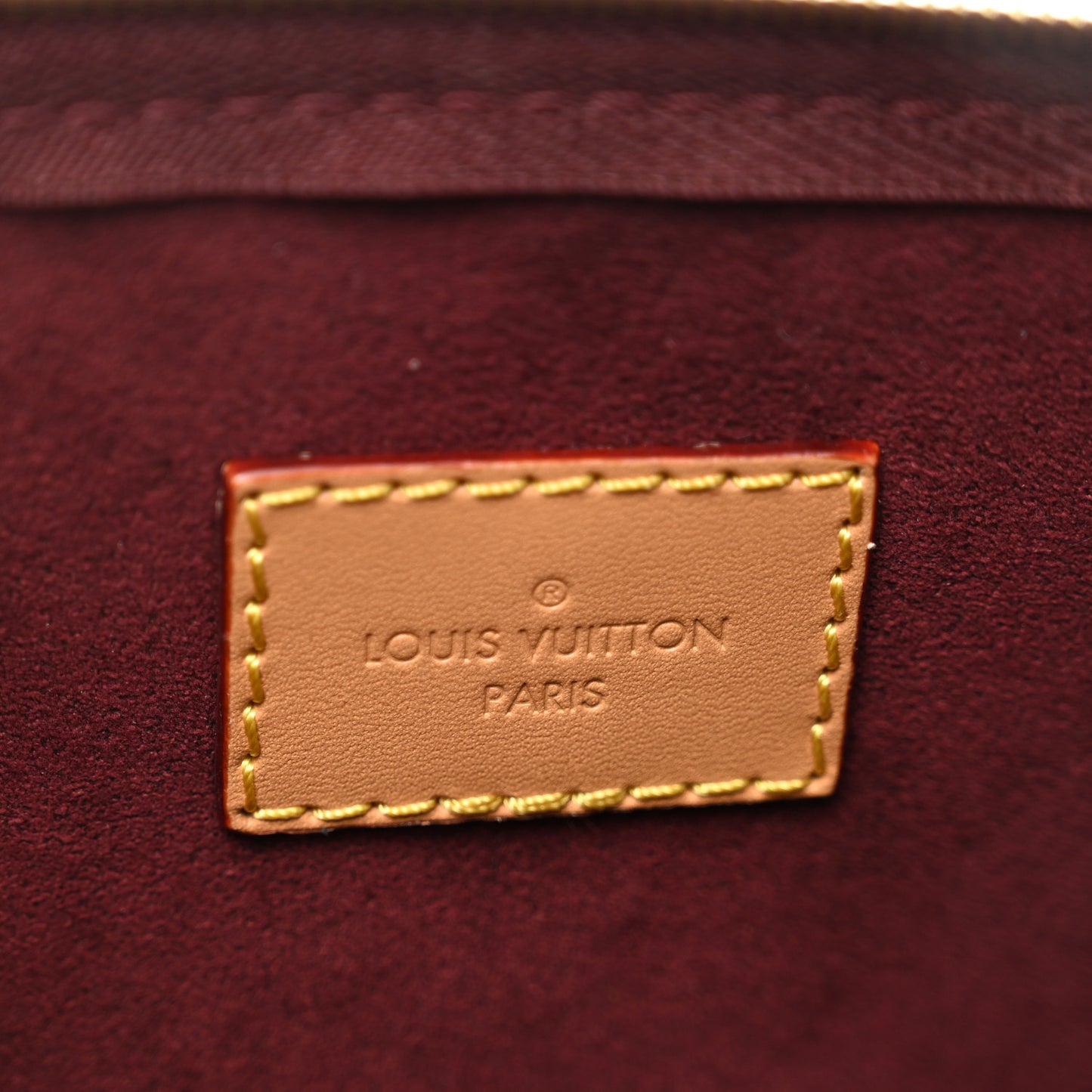 Monogram CarryAll MM Pochette