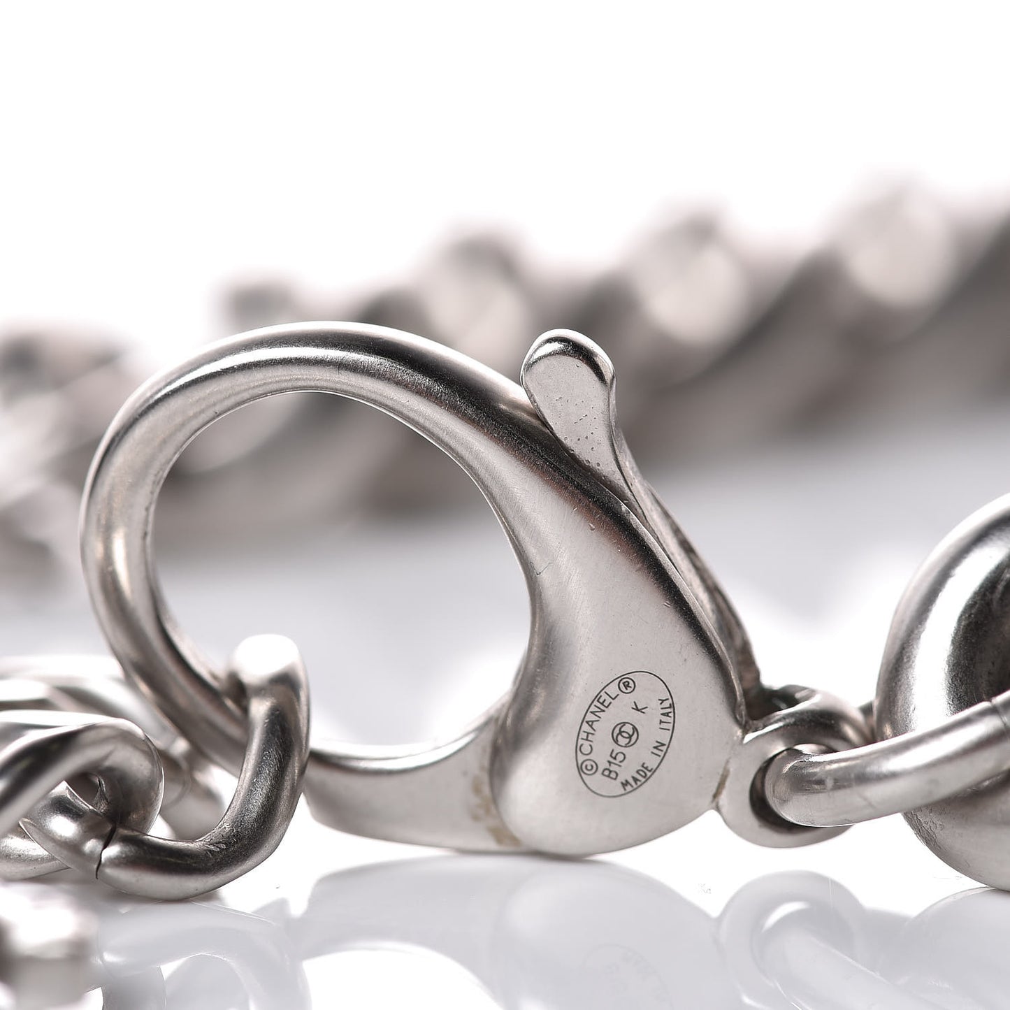 Metal Logo Choker Necklace Silver