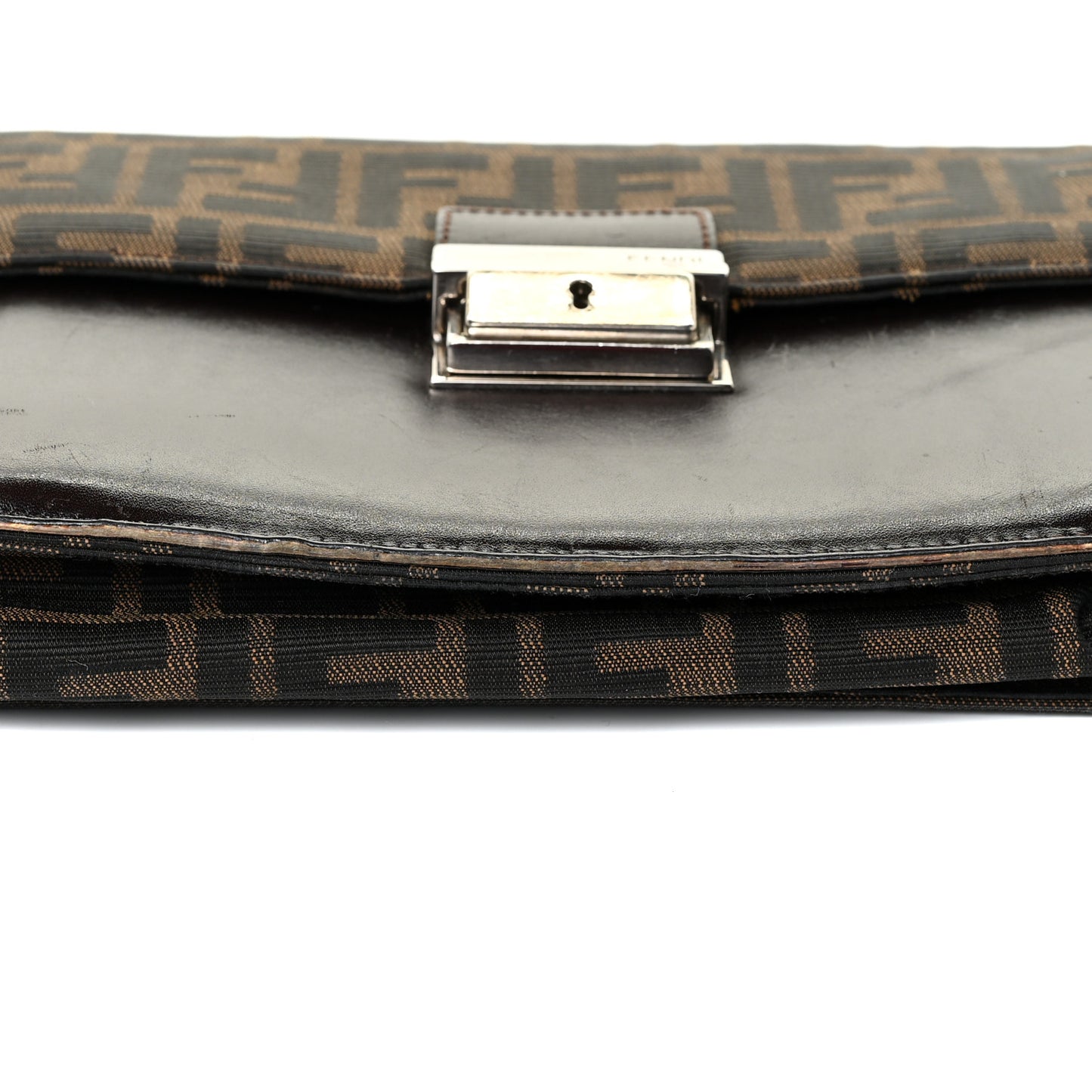 Zucca Calfskin Flap Clutch Tobacco Black