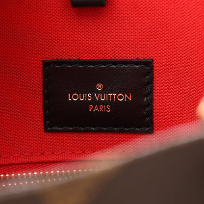 Louis Vuitton Reverse Monogram Giant Onthego MM 7 of 11