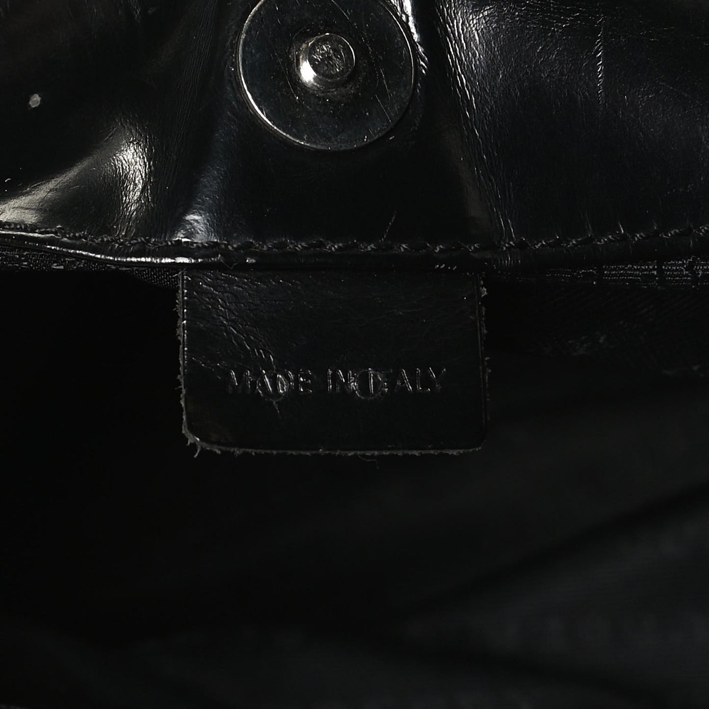 Vintage Check Shoulder Bag Black