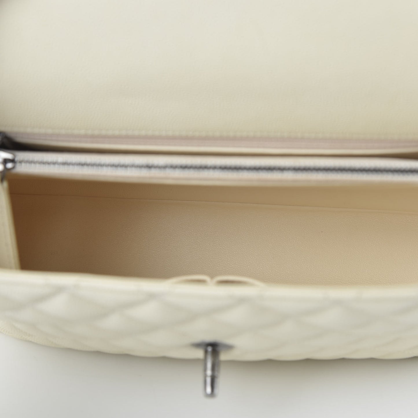 Caviar Lizard Quilted Medium Coco Handle Flap White