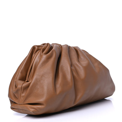 Bottega Veneta Smooth Butter Calf The Pouch Oversized Clutch Cammello 2 of 4