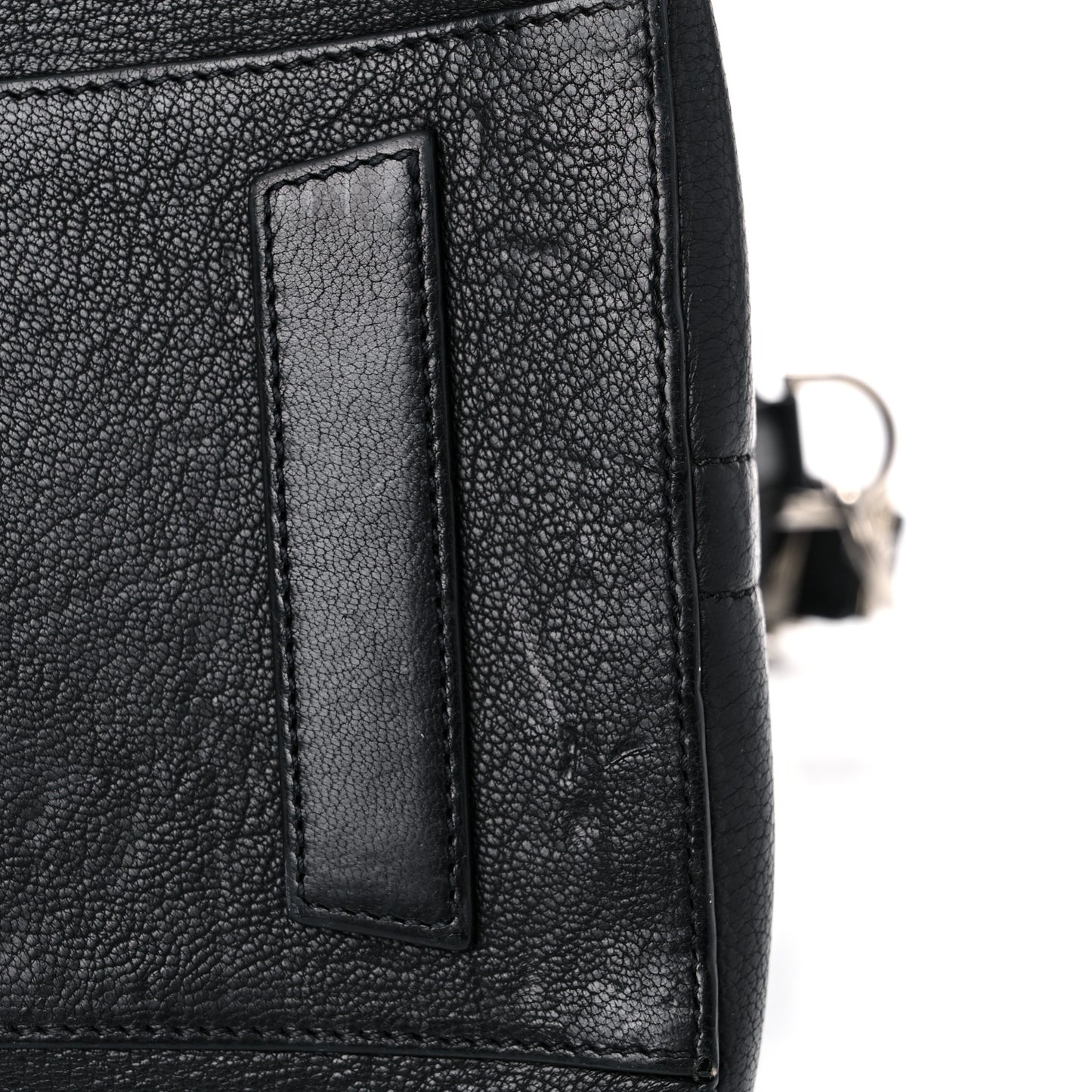 Sugar Goatskin Medium Antigona Black