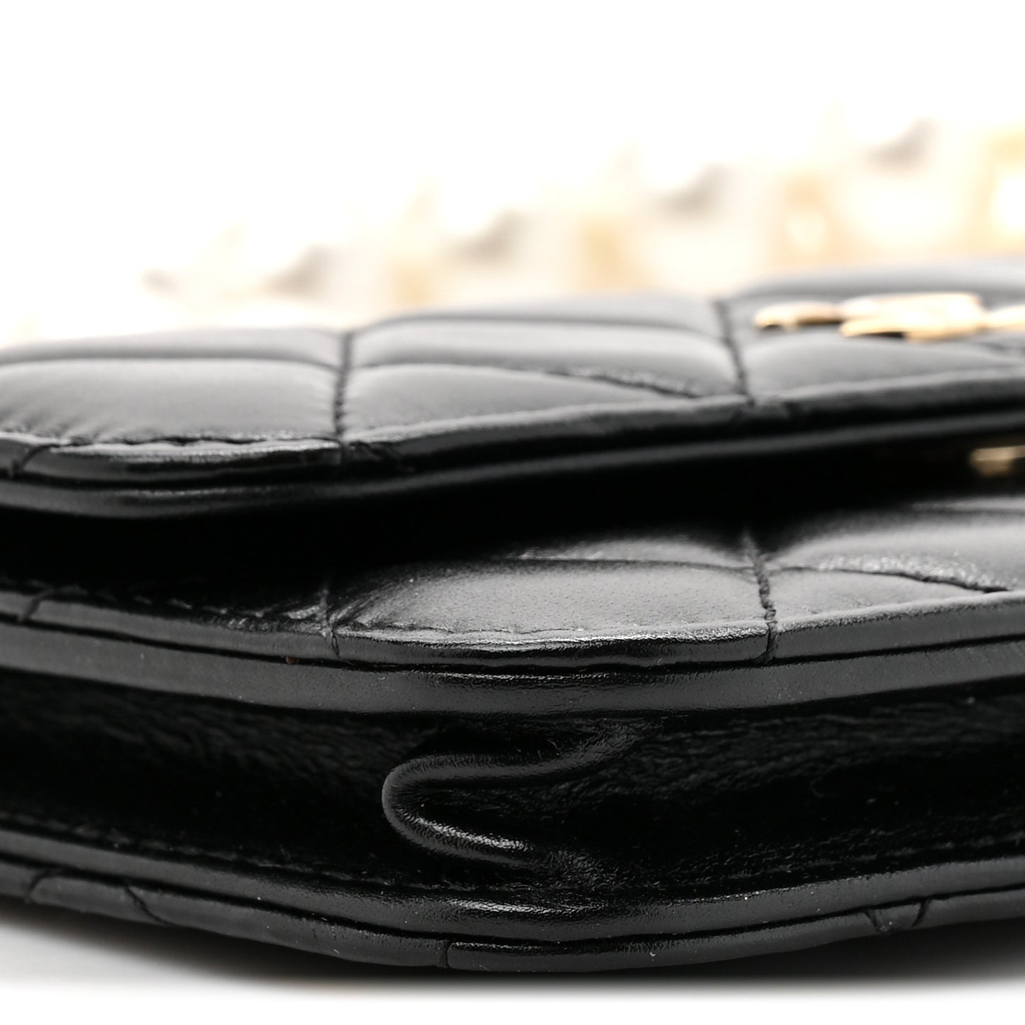Calfskin Quilted Maxi Pearls Clutch With Chain Black