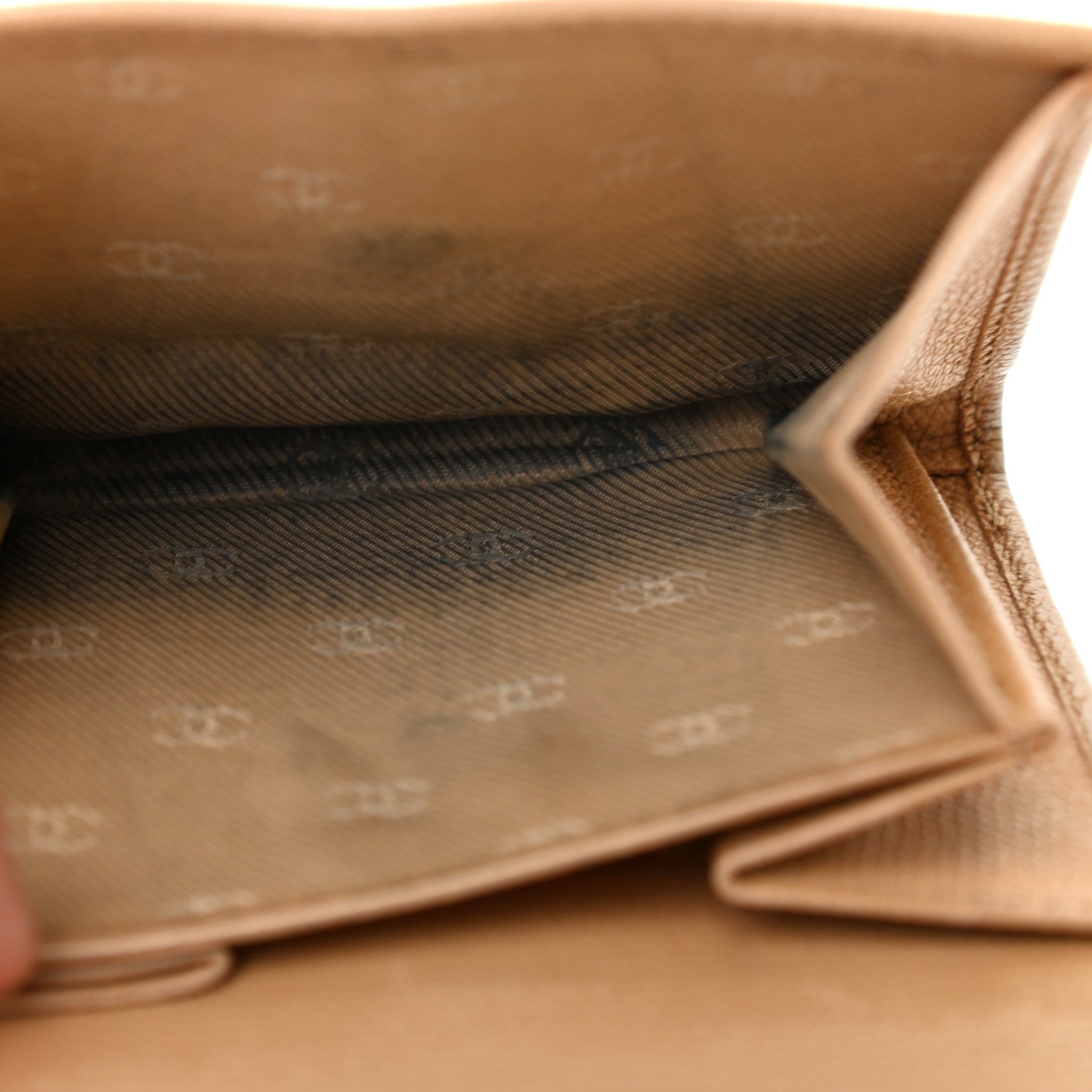 Chanel Grained Calfskin CC Button Compact Wallet Beige 12 of 14