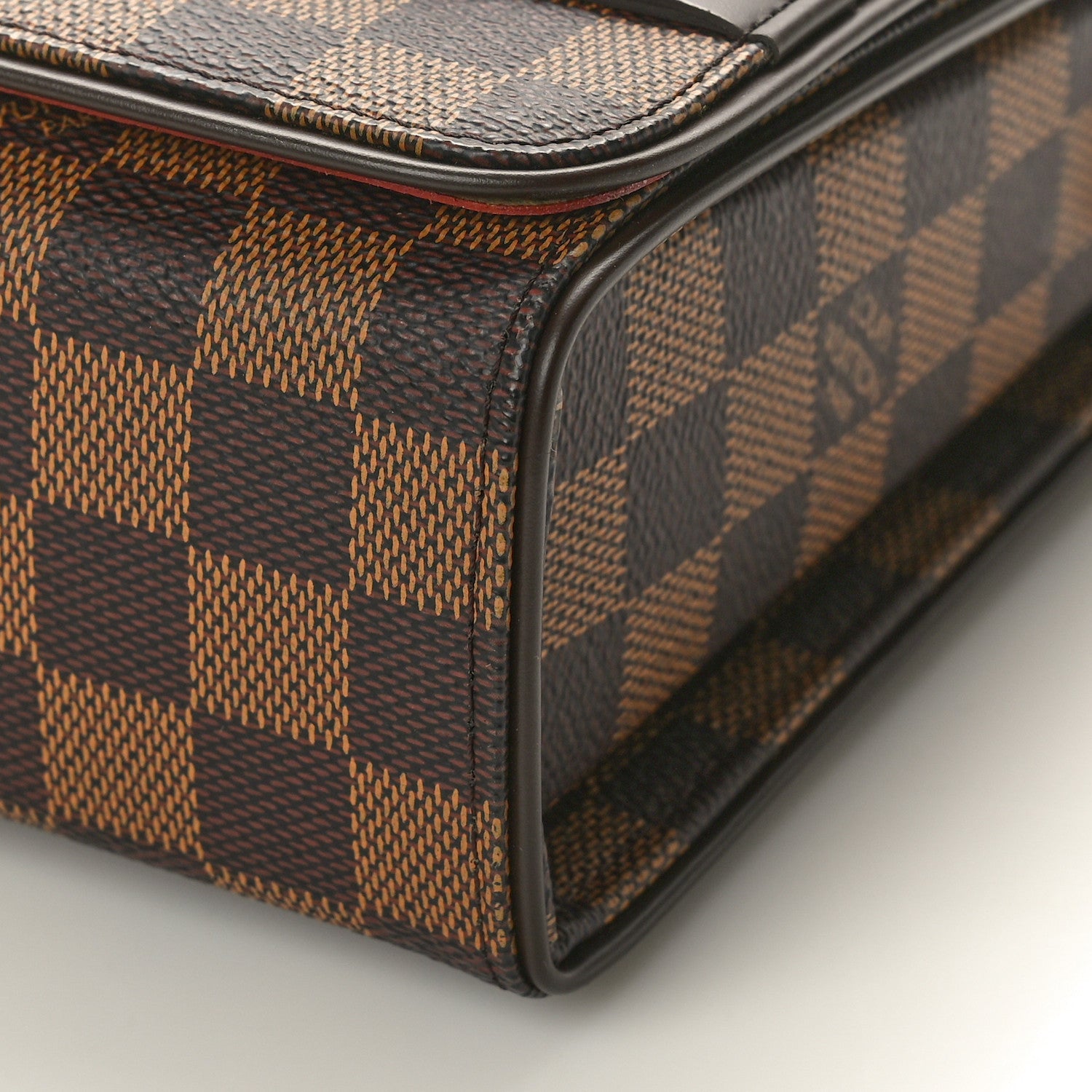 Louis Vuitton Damier Ebene Tribeca Long 9 of 9