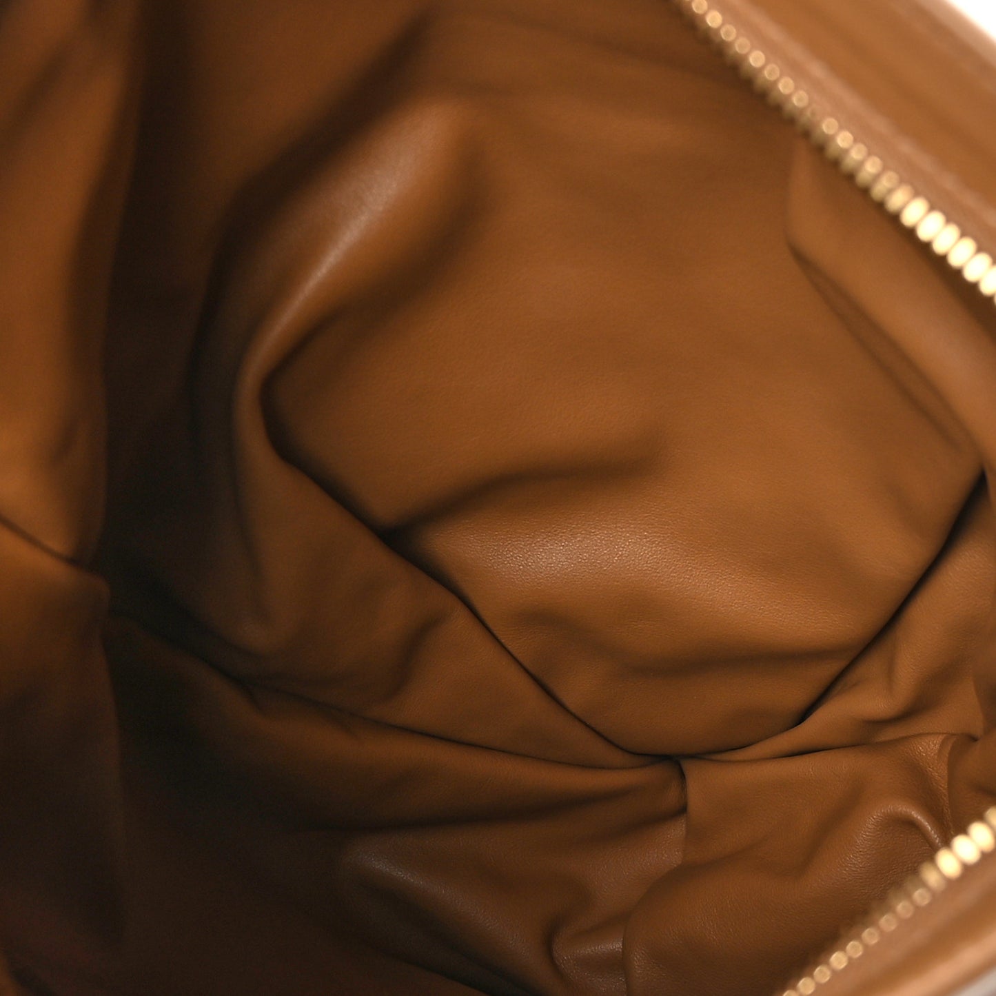 Supple Calfskin BV Twist Caramel