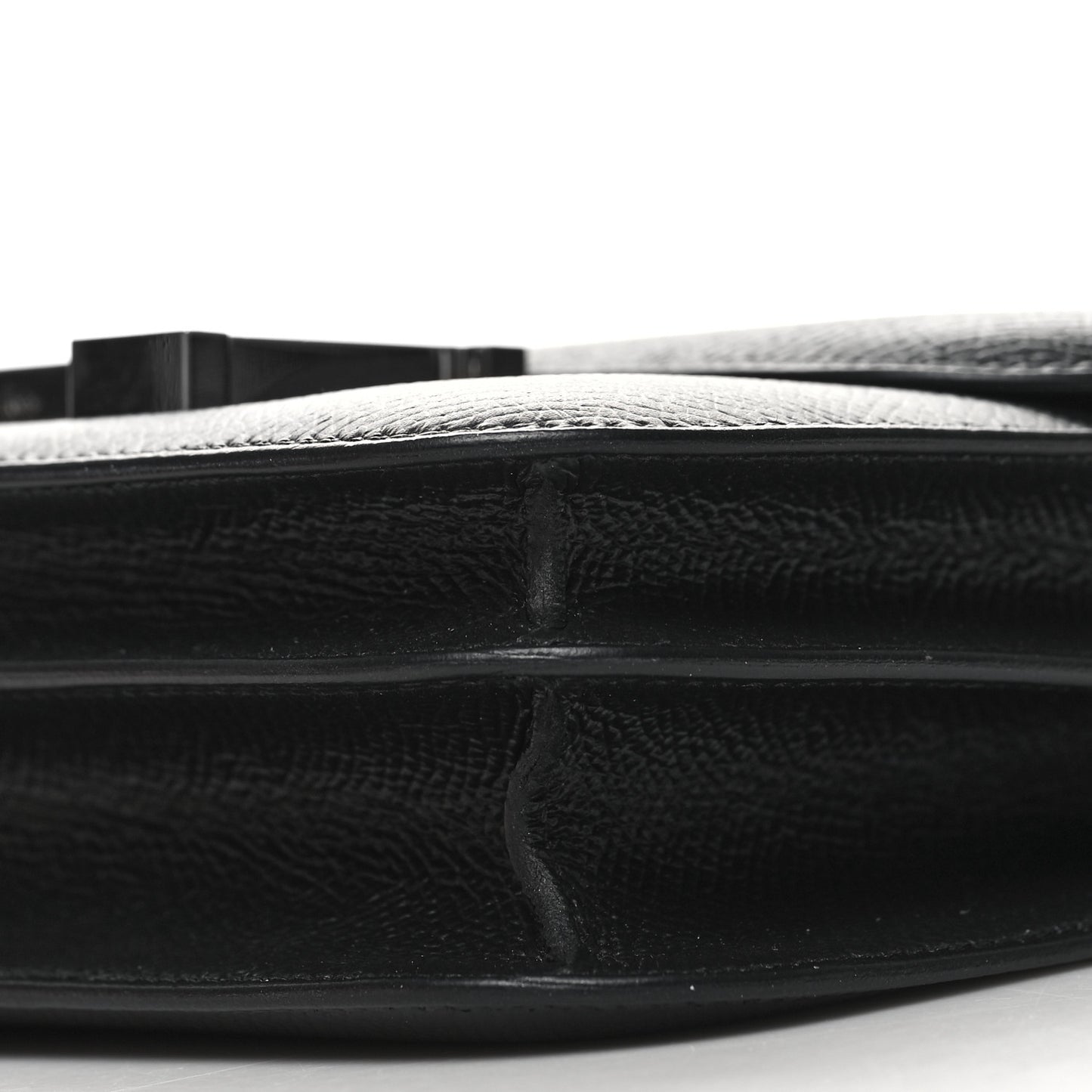 Epsom Constance 18 Black