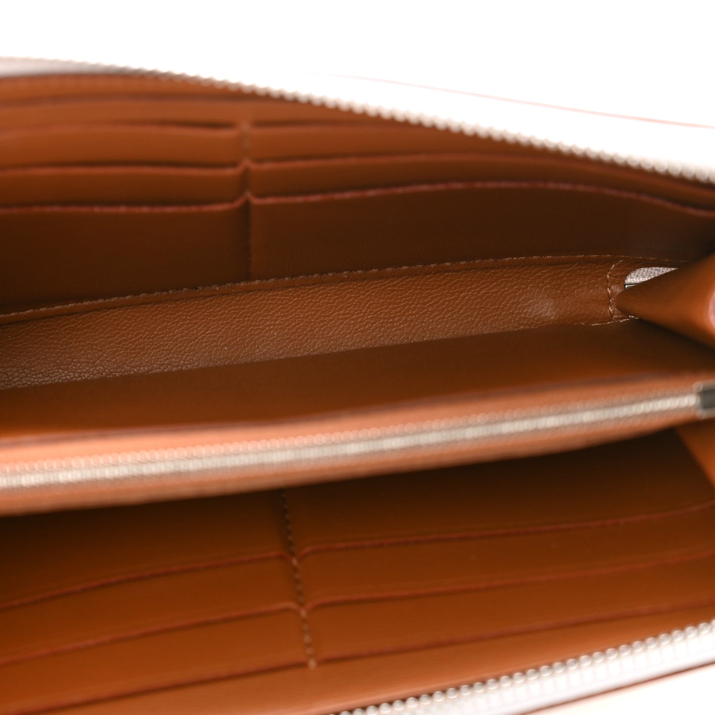 Articles de Voyage Wallet White