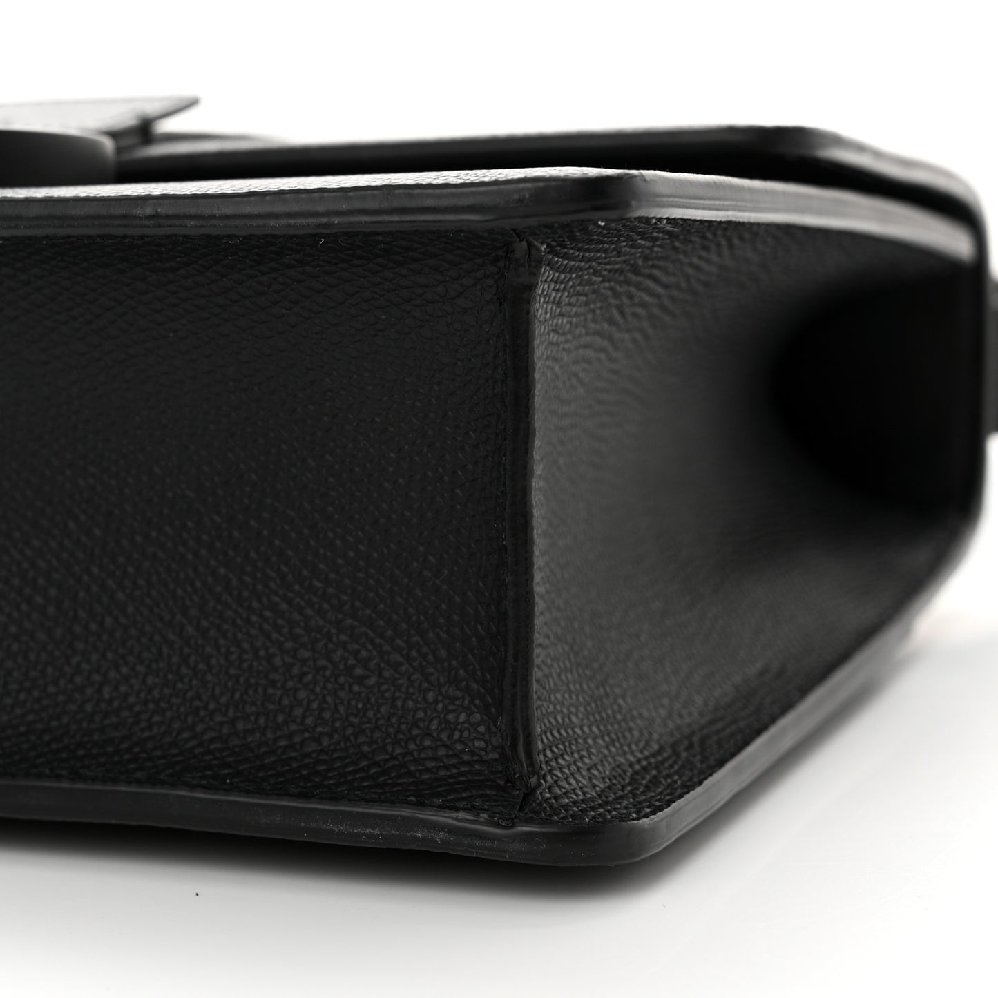 30 Montaigne Flap Bag Black