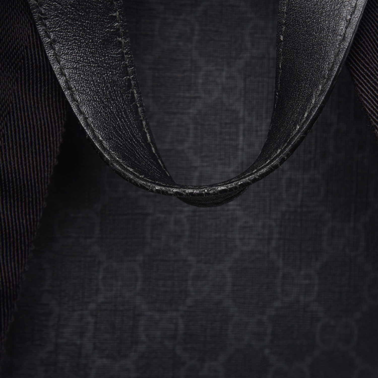 Gucci GG Supreme Monogram Medium Day Backpack Grey Black 9 of 10