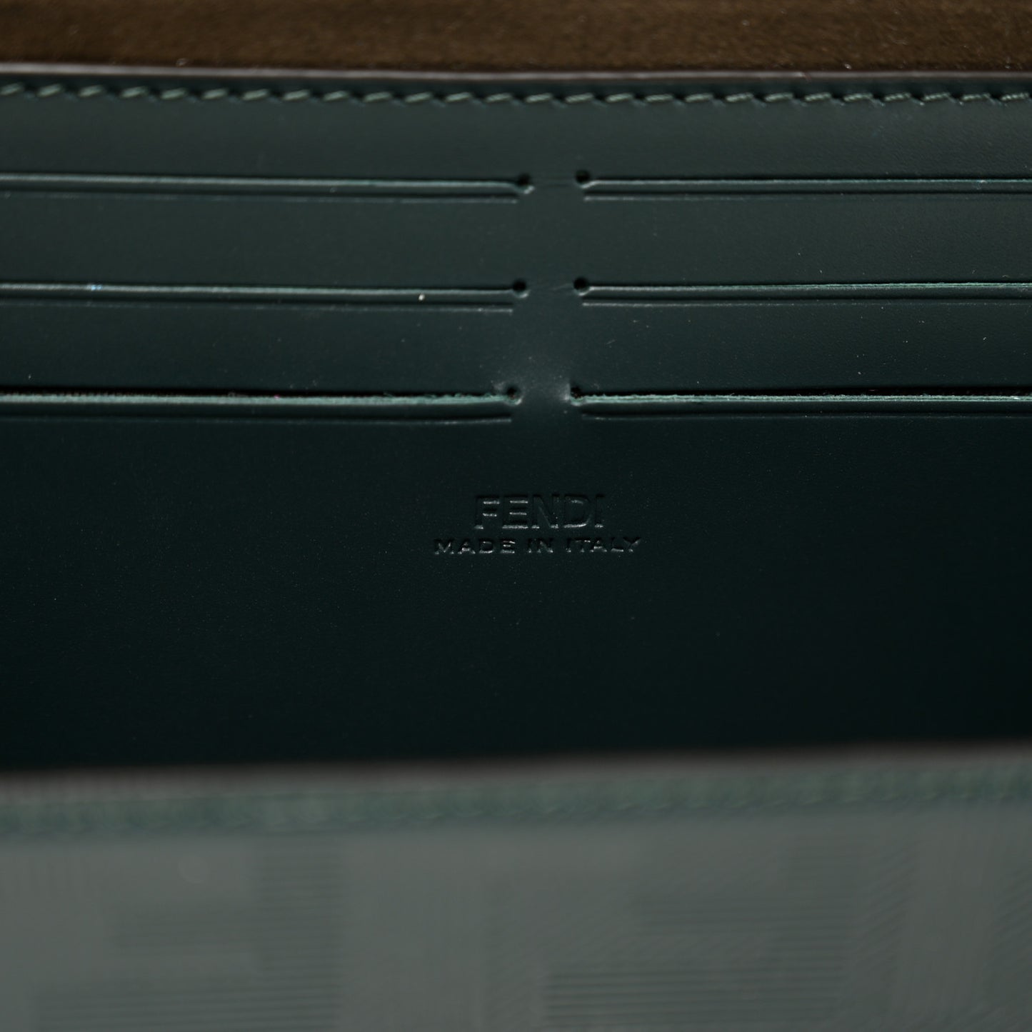 Vitello King FF Lines Embossed Baguette Soft Trunk Verde Inglese