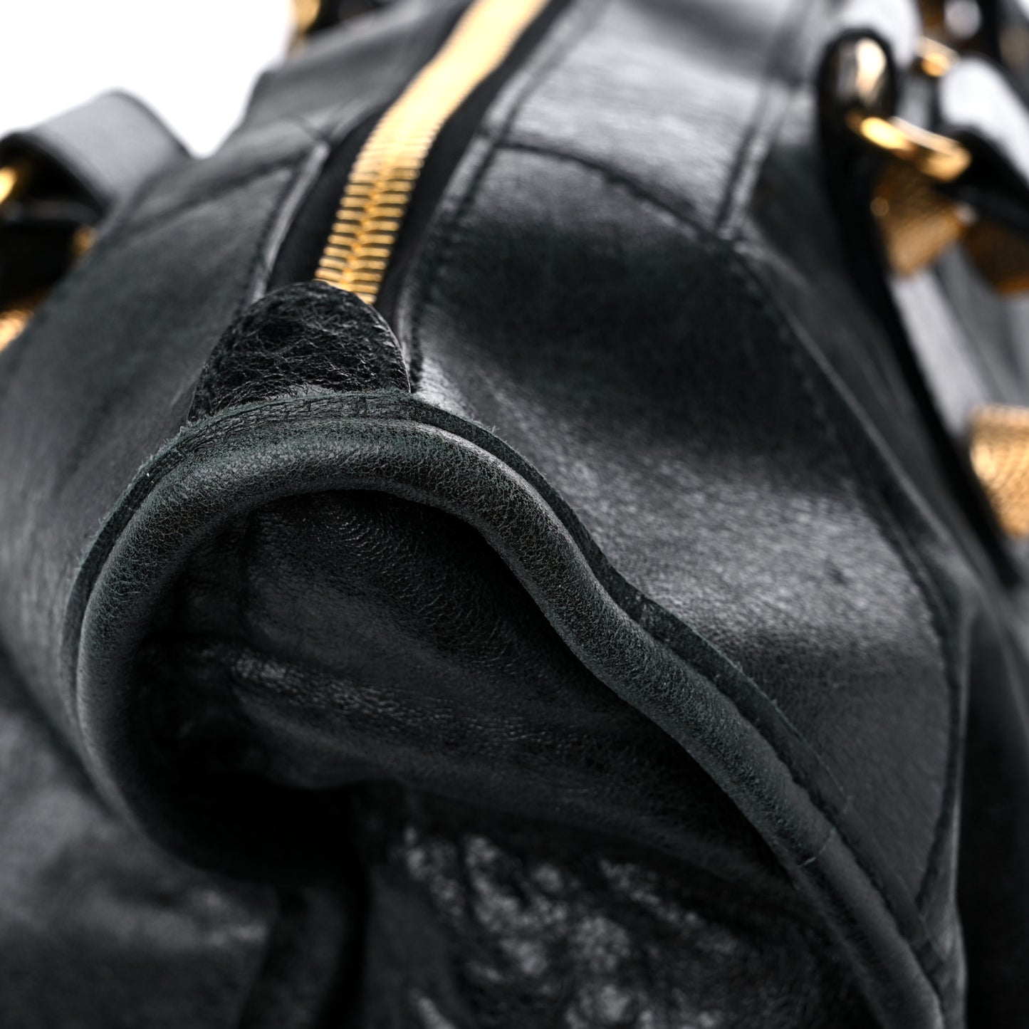 Agneau Giant 21 Gold Hardware Weekender Black