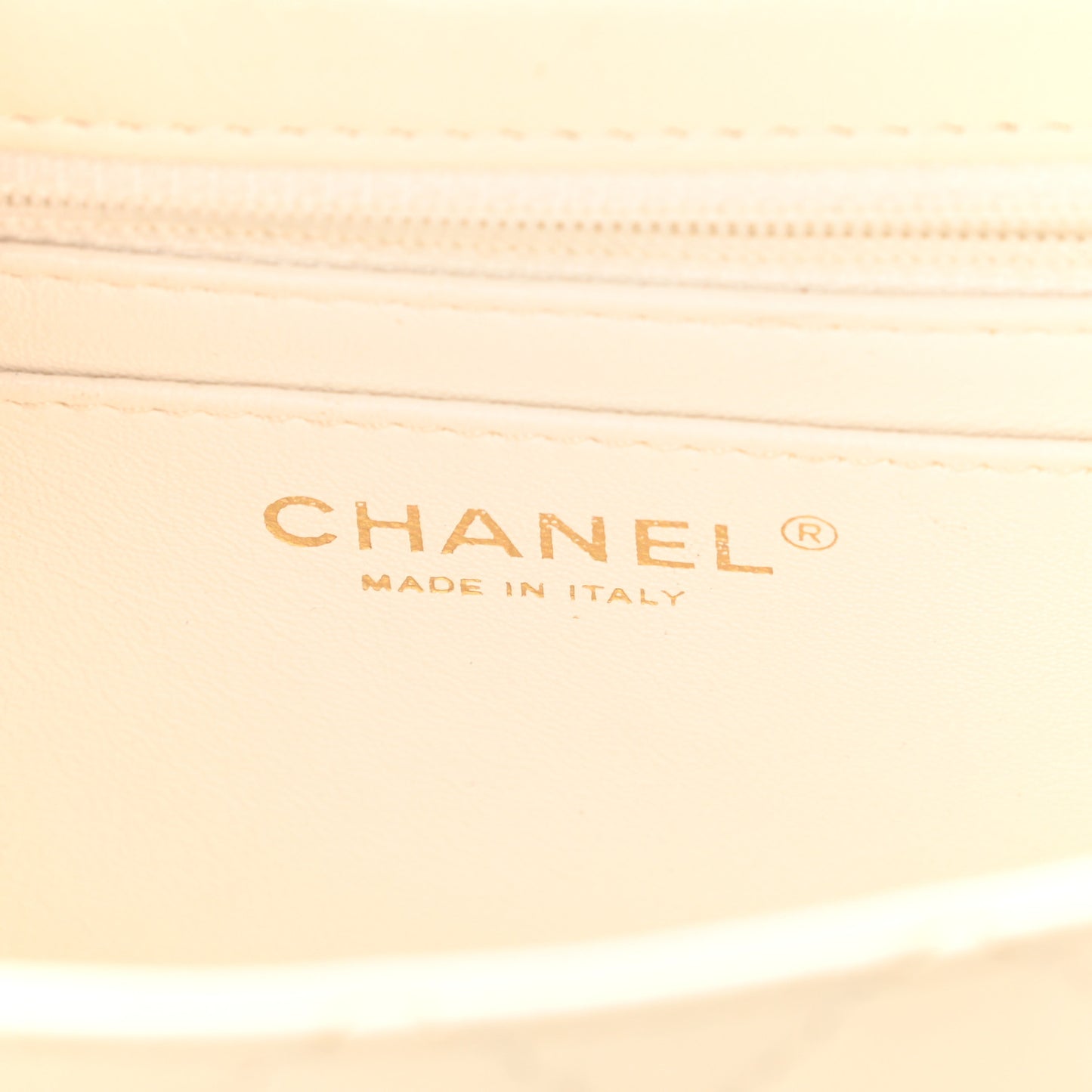 Aged Calfskin Quilted 2.55 Reissue Mini Flap White