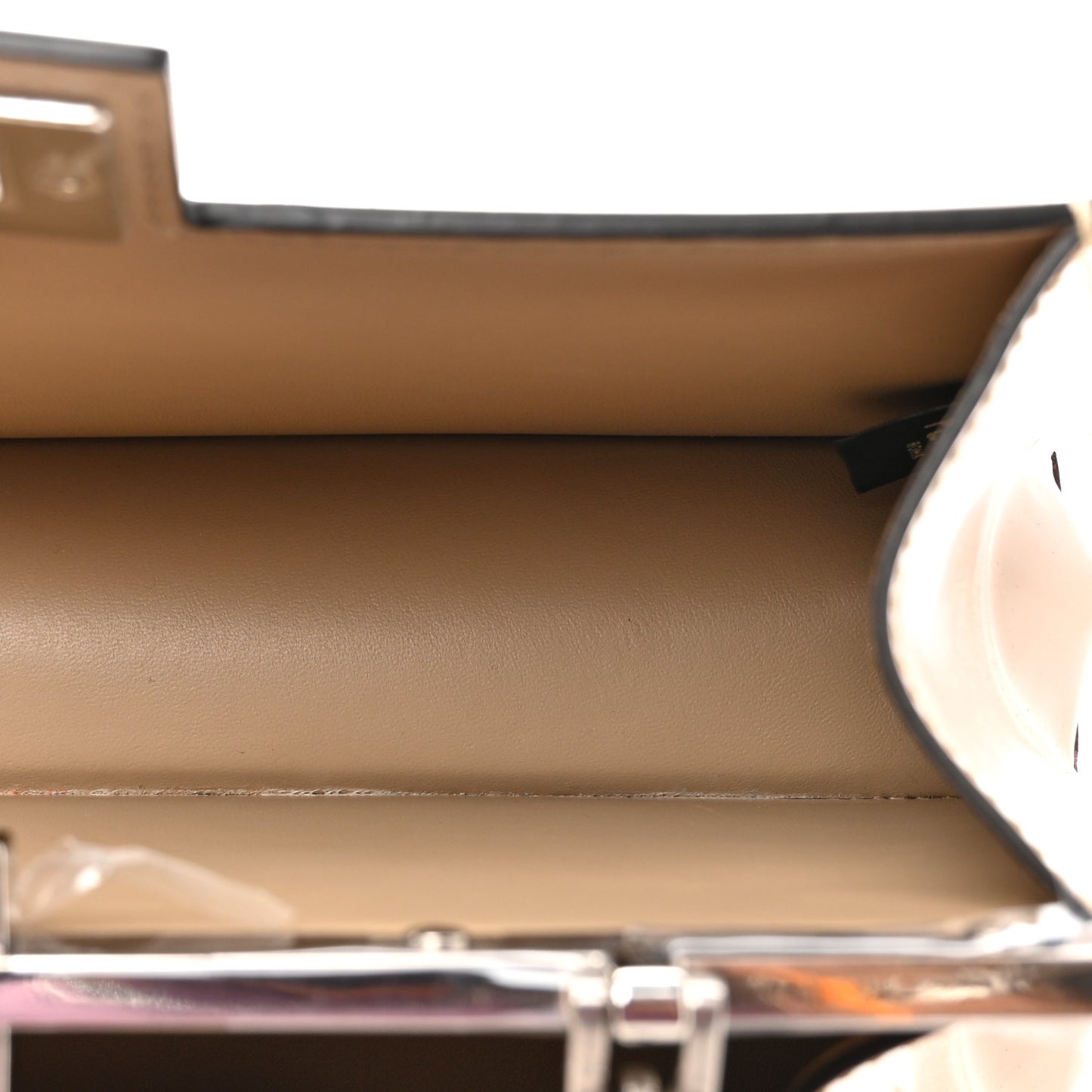 Patent Peekaboo Cut Beige Amid