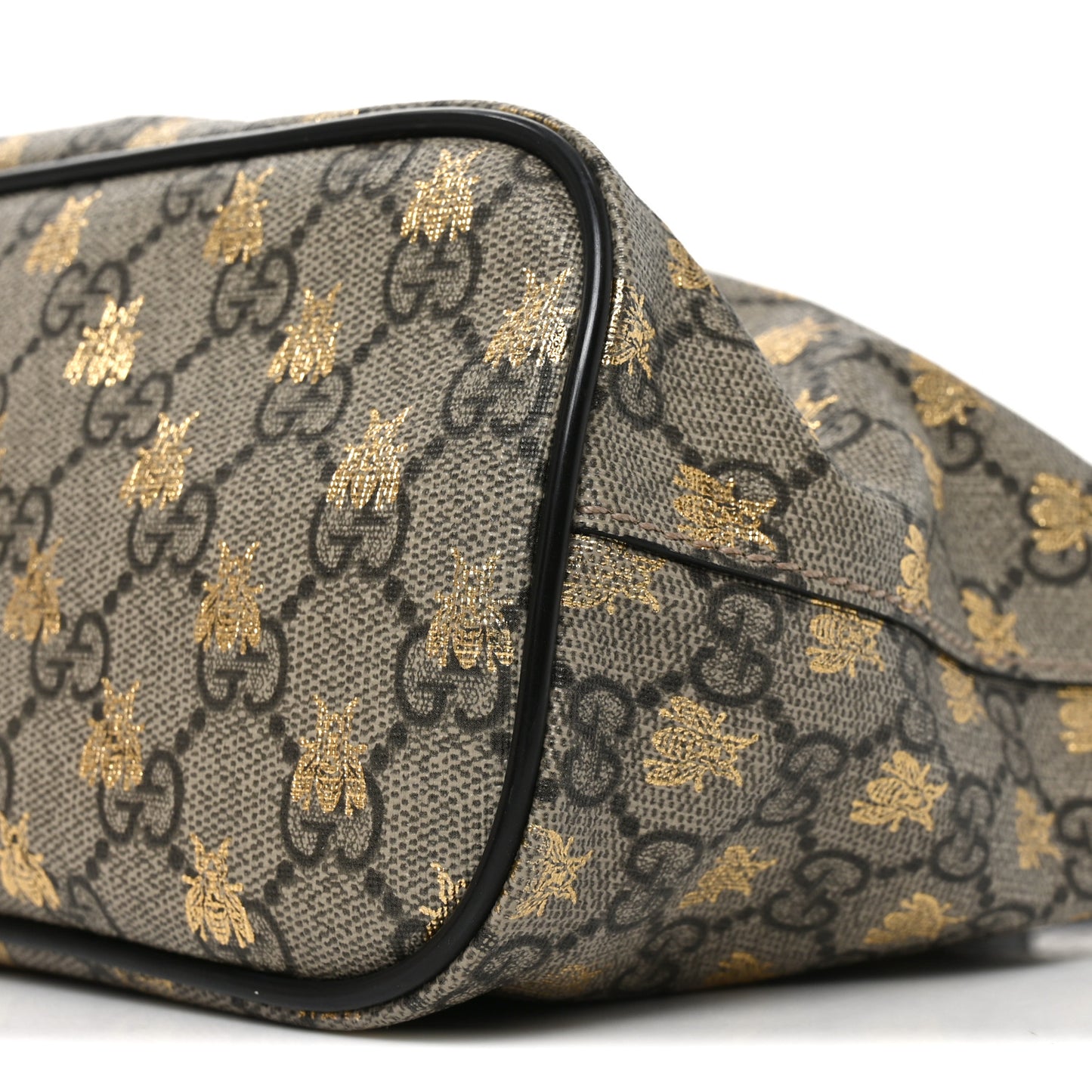 Soft GG Supreme Monogram Bees Small Crossbody Tote Beige Oro Black