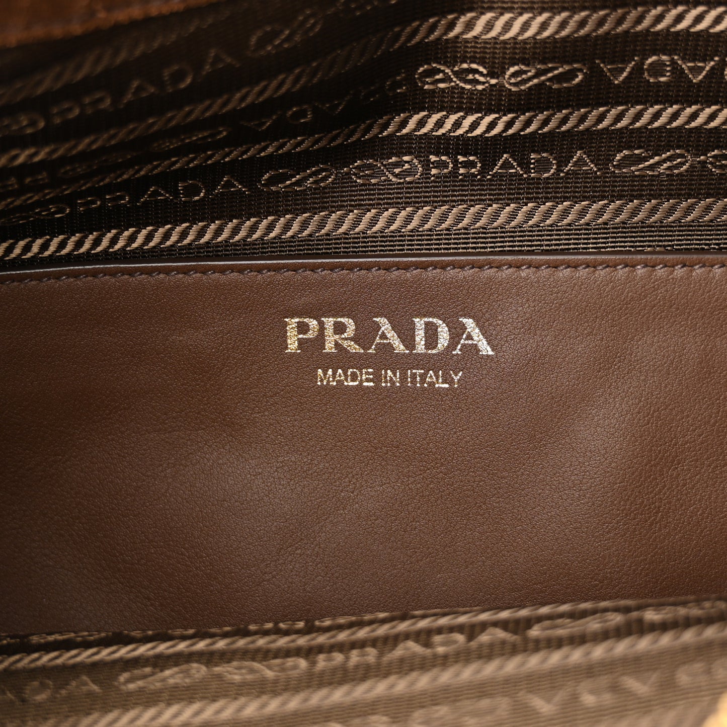 Scamosciato Large Arque Shoulder Bag Cacao