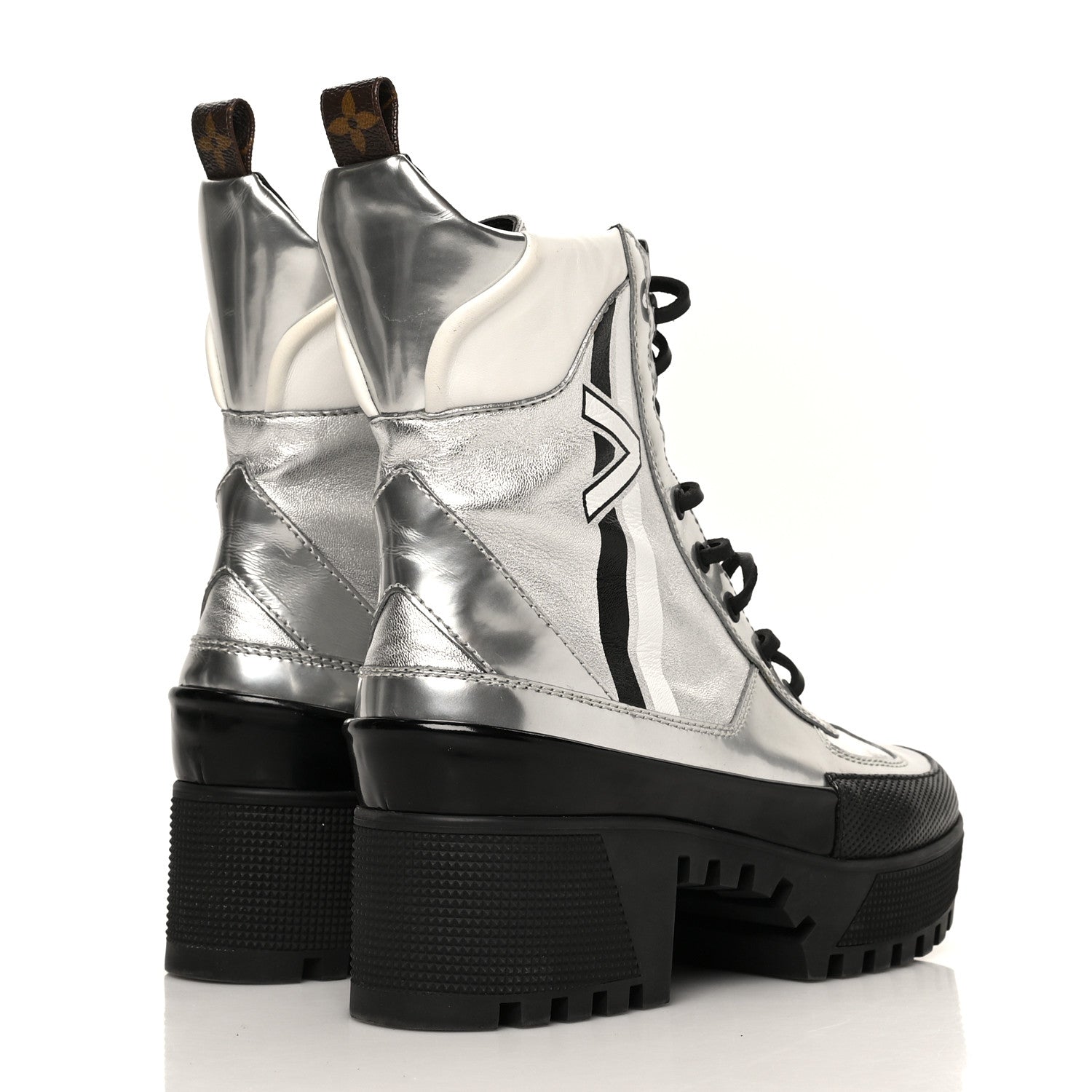Louis Vuitton Patent Calfskin Spaceship Laureate Platform Desert Boots 37.5 Silver 4 of 10
