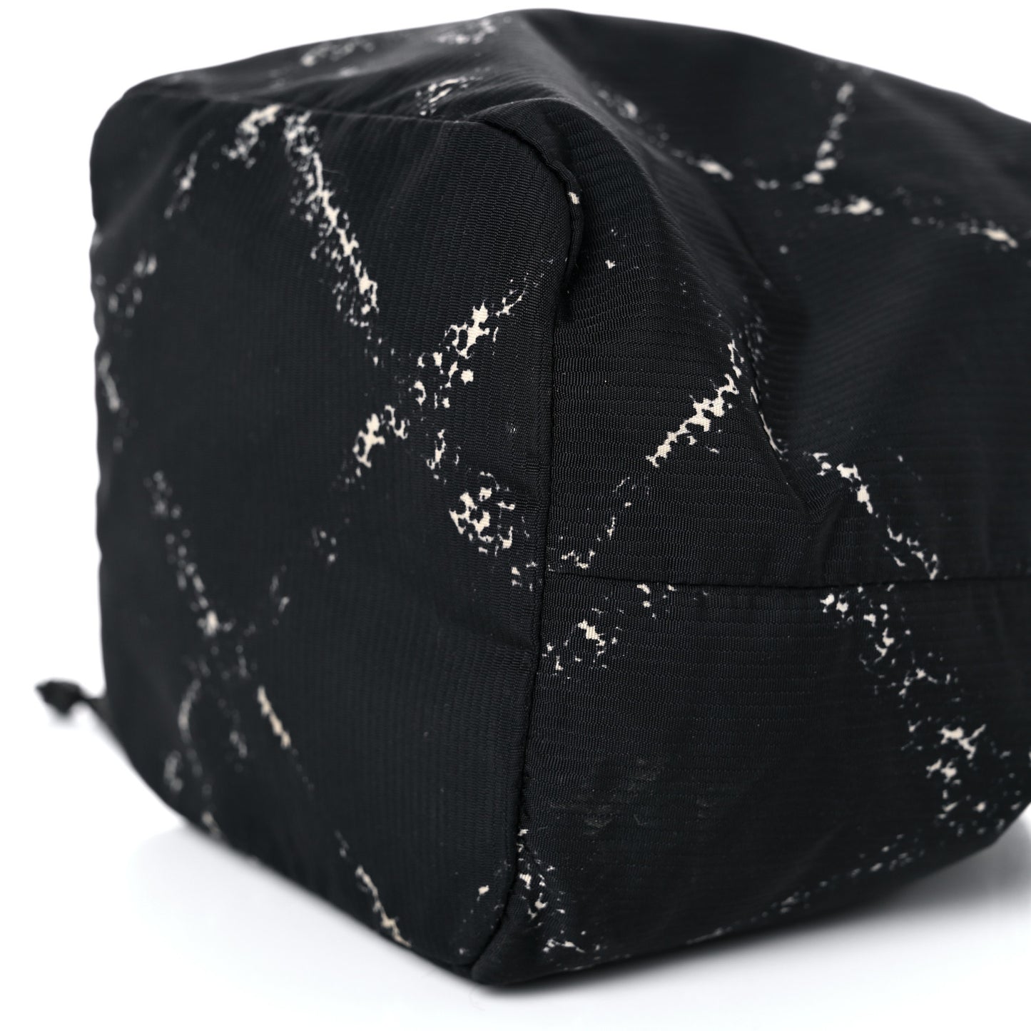 Nylon Travel Drawstring Bag Black