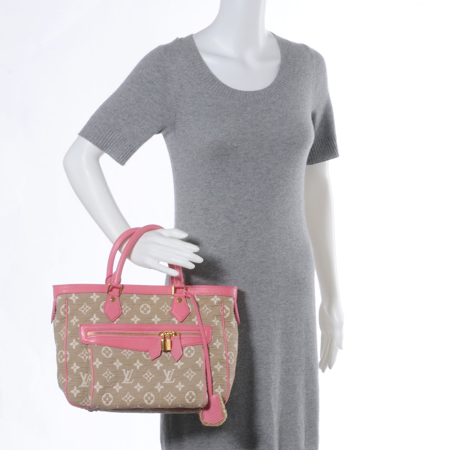 Louis Vuitton Monogram Sabbia Cabas MM Rose 2 of 8