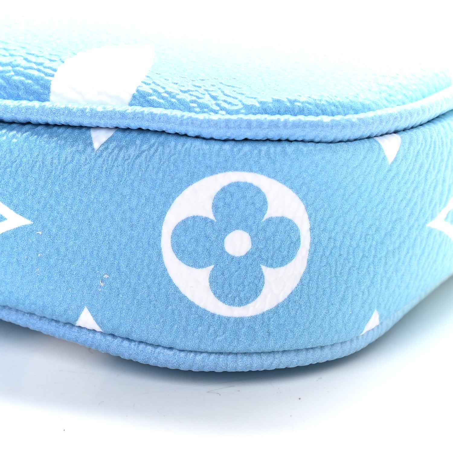 Louis Vuitton Monogram Giant By The Pool Multi Pochette Accessories Mini Pochette Blue 8 of 8
