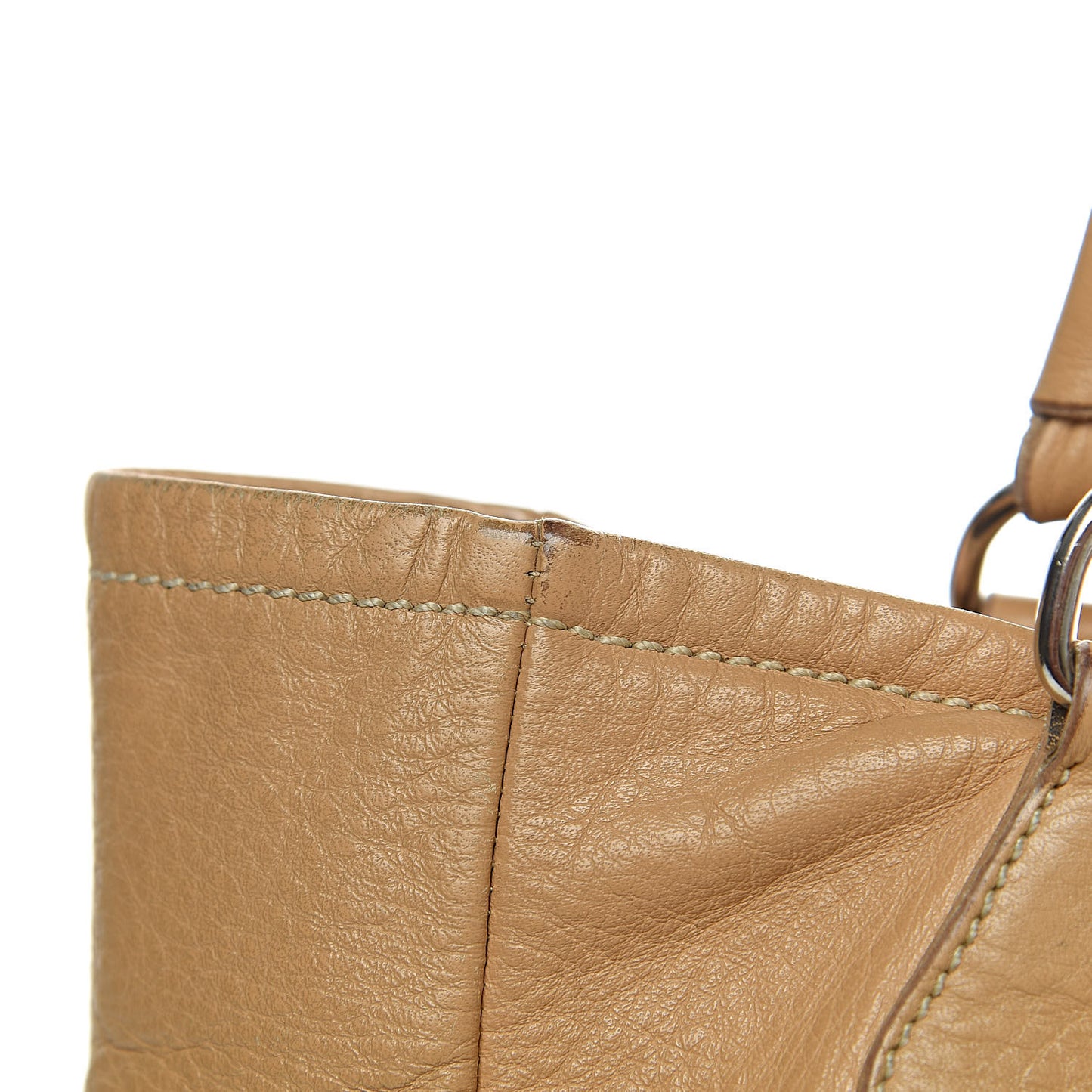 Vitello Daino Buckle Tote Sabbia