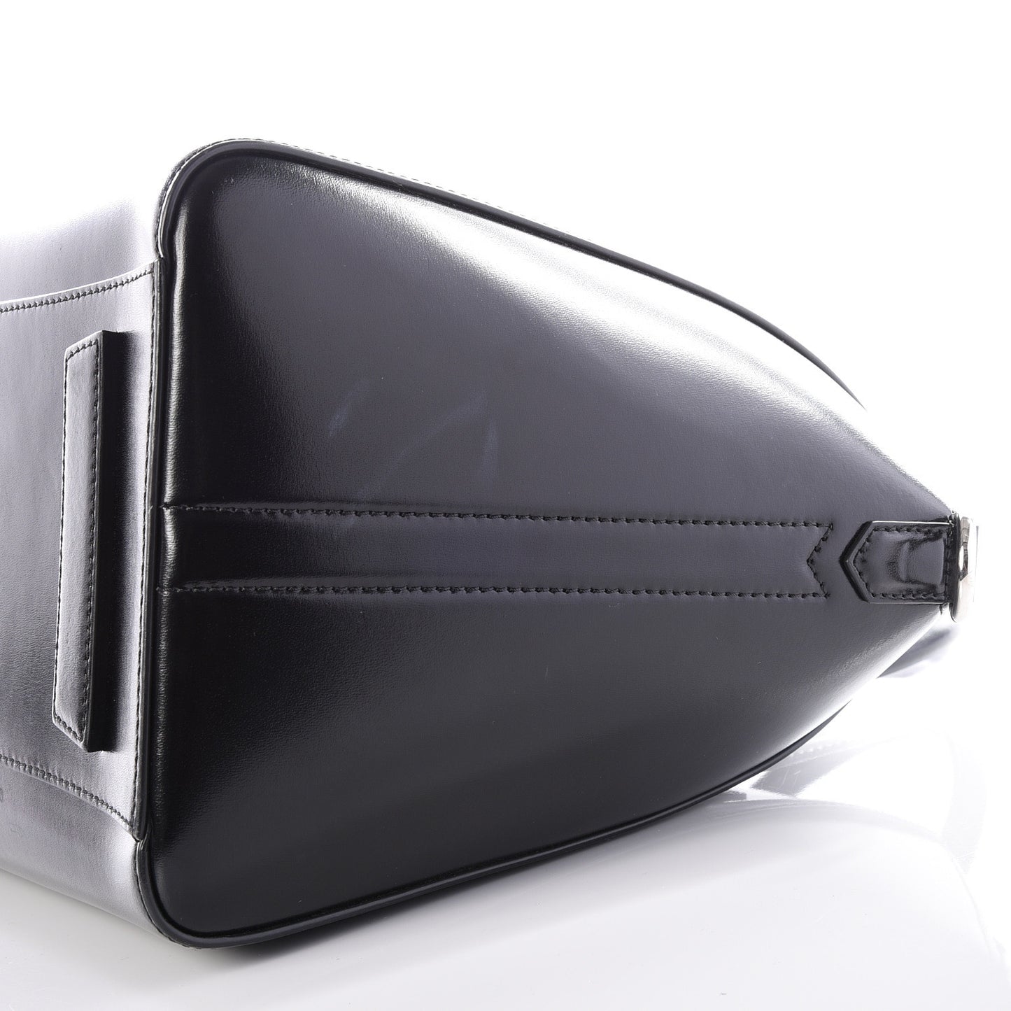 Shiny Lord Calfskin Medium Antigona Black