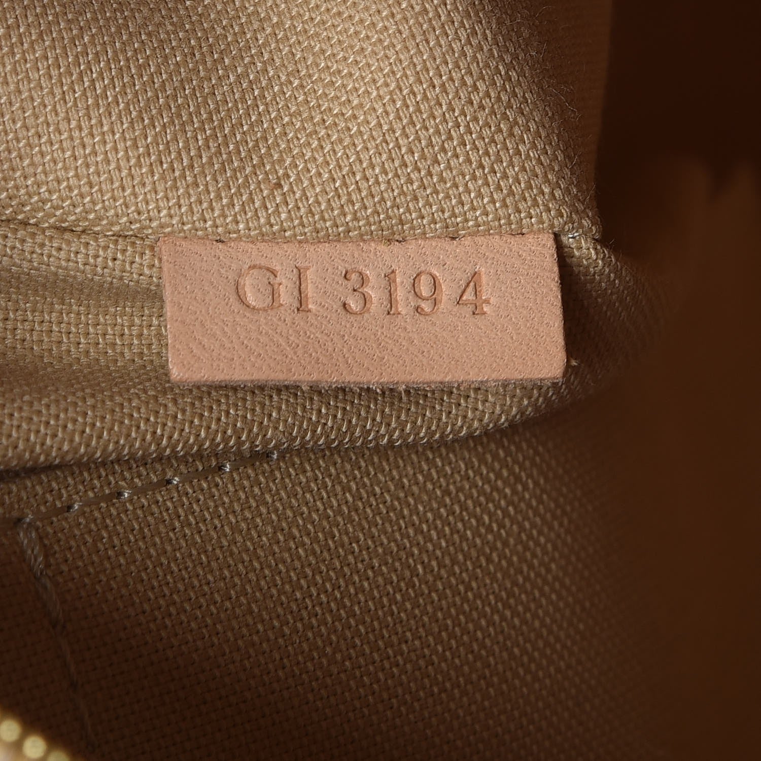 Louis Vuitton Damier Azur Siracusa PM 7 of 7
