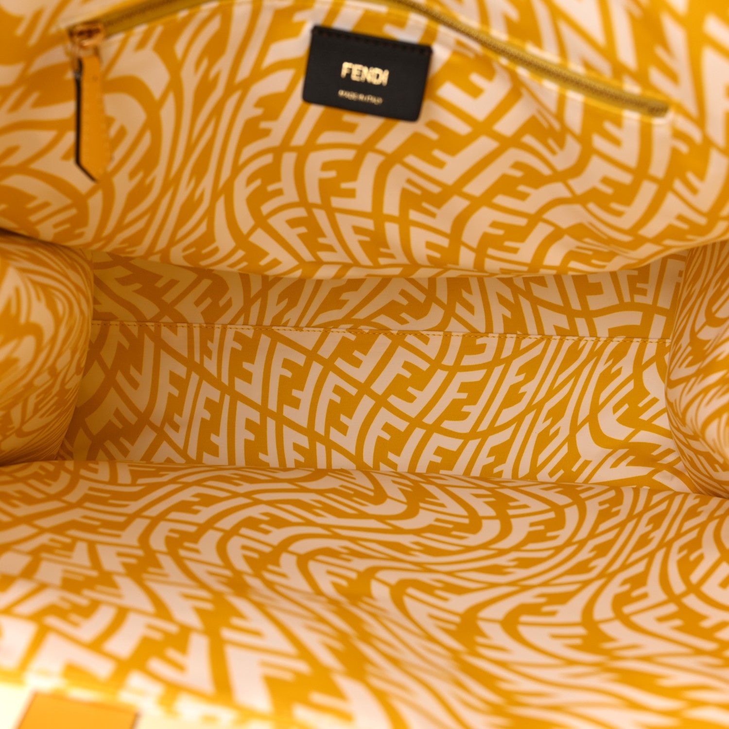 Fendi X SARAH COLEMAN Glazed Canvas Vitello King FF Vertigo Shopping Tote Bag Mimosa White 5 of 11