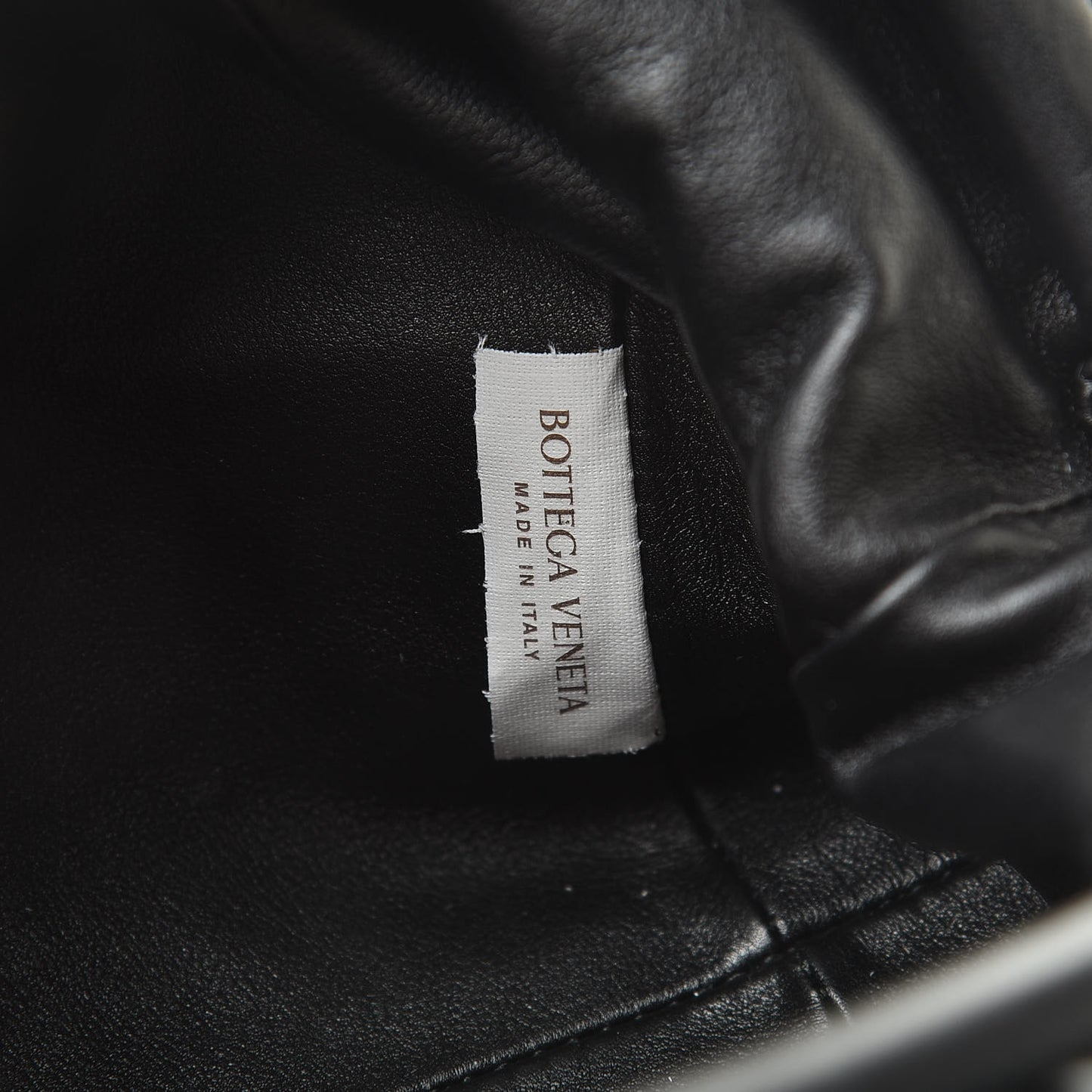 Butter Calfskin The Mini Pouch Black
