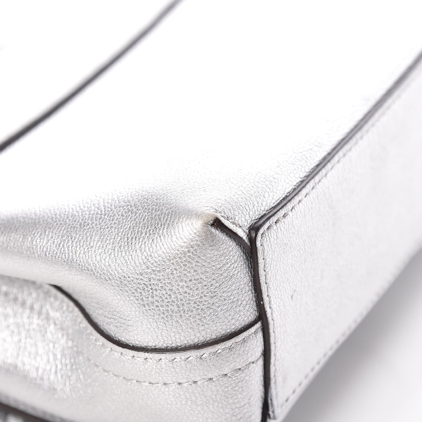 Cuir Plume Ecume Very Chain Bag Argent