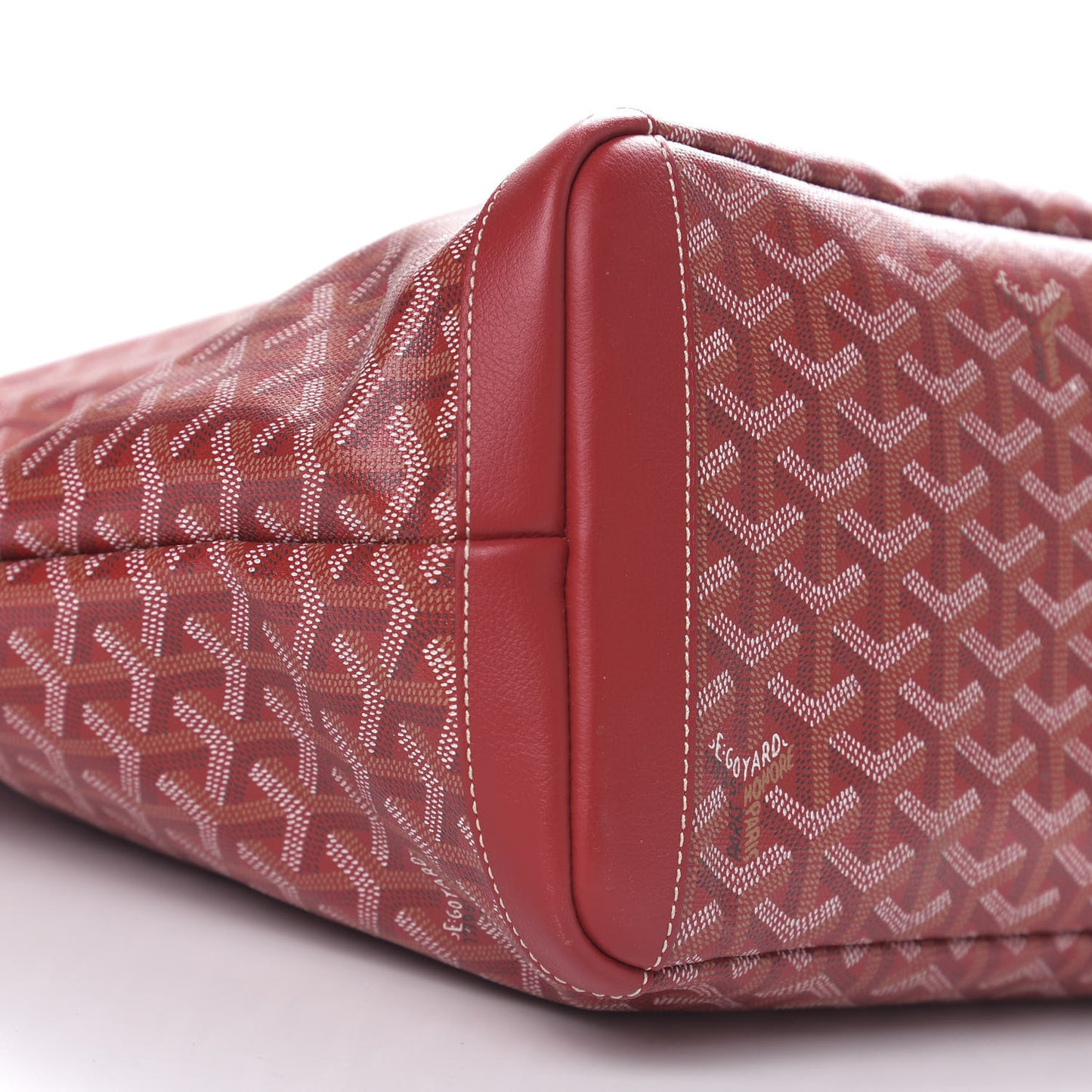 Goyardine Artois MM Red