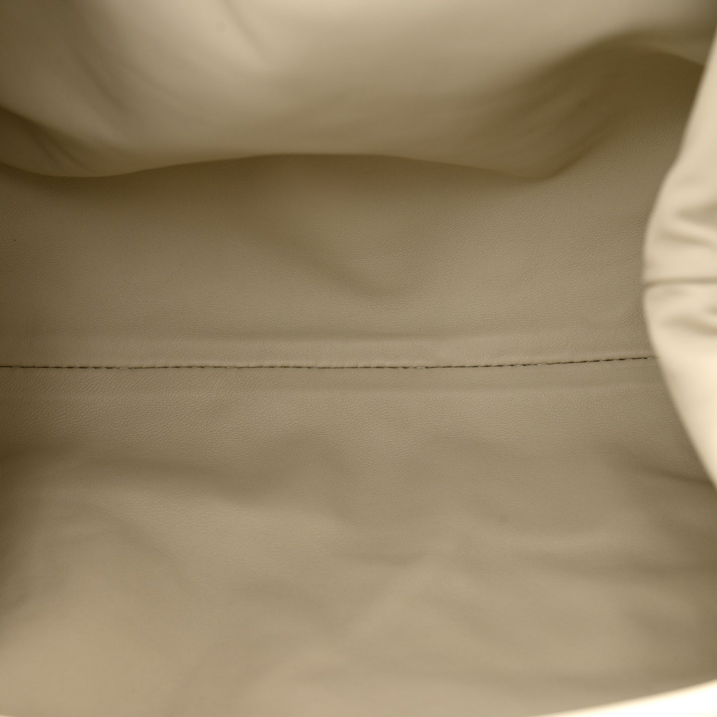 Nappa Maxi Intrecciato The Pouch Oversized Clutch Plaster