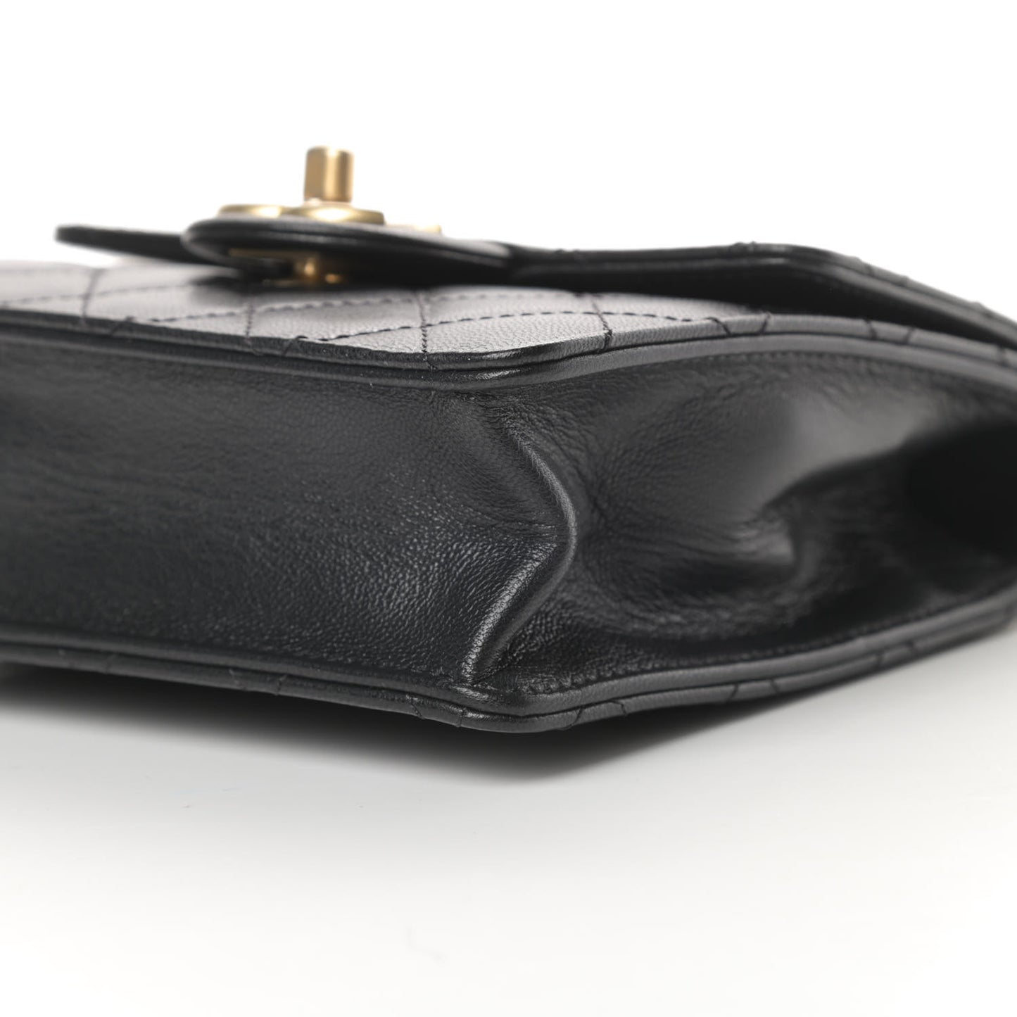 Goatskin Quilted Chic Pearls Flap Black