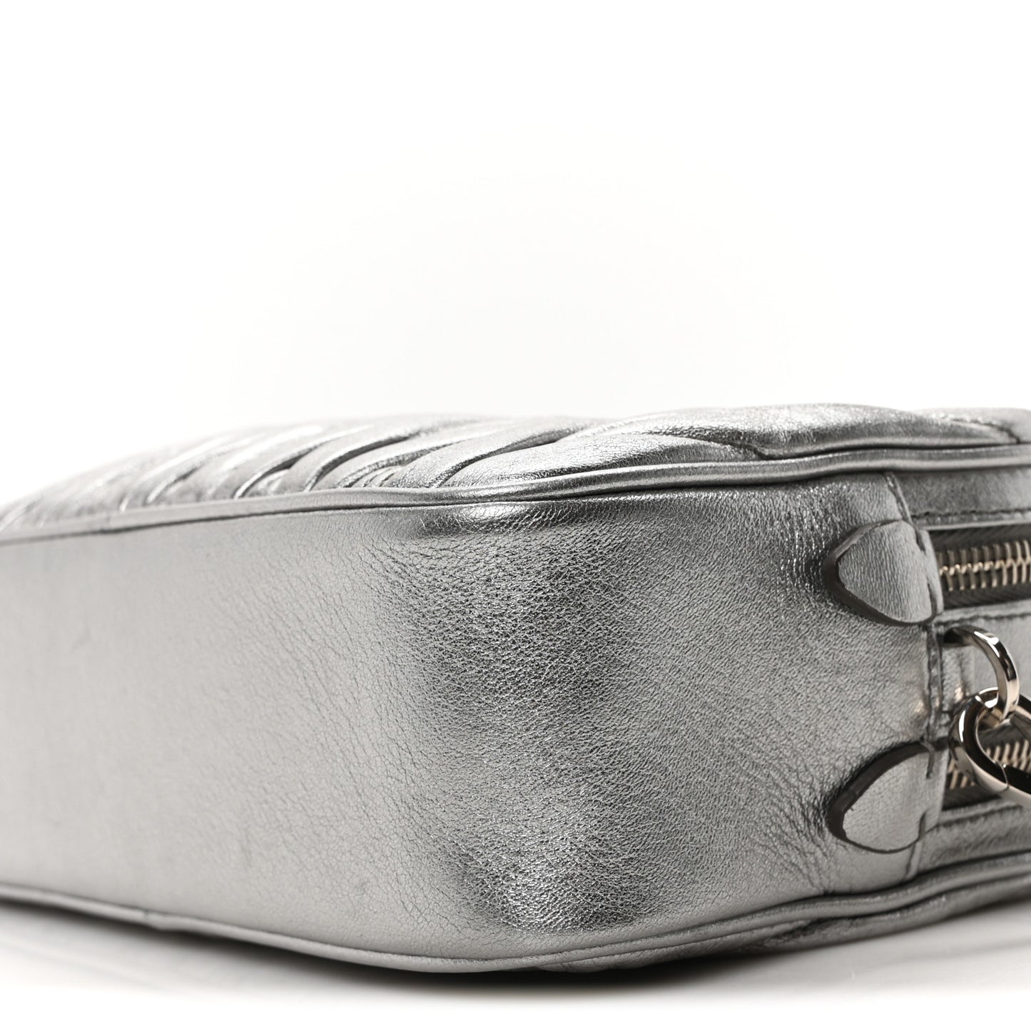 Metallic Nappa Matelasse Double Zip Pochette Clutch Cromo