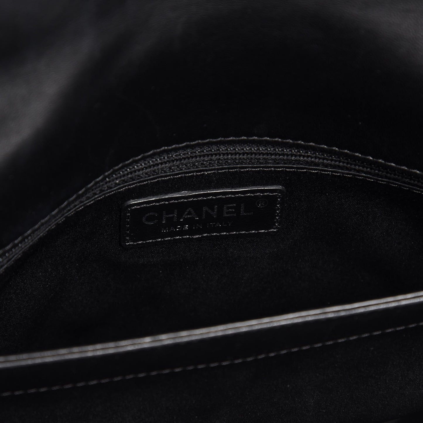 Lambskin Quilted Large Pagode Piping Flap Black