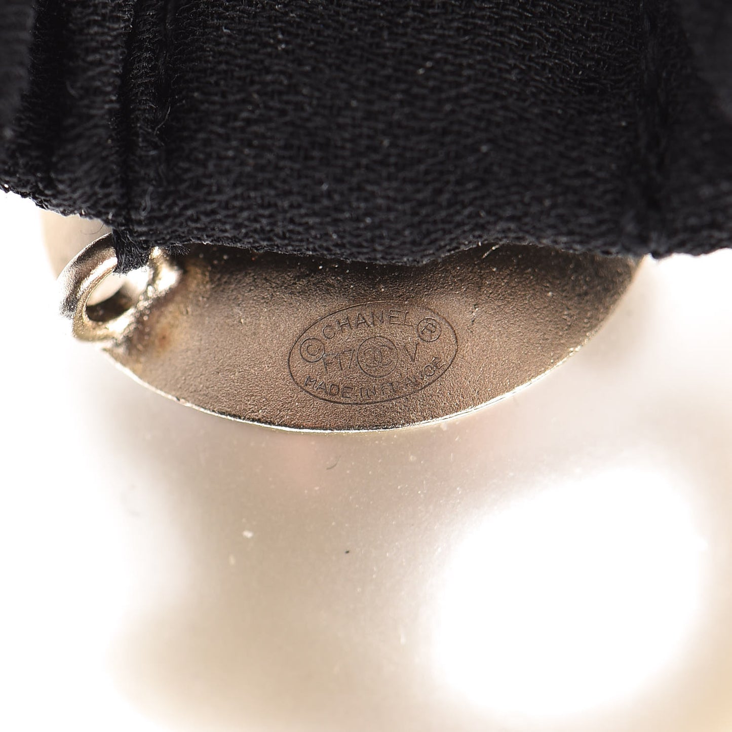 Pearl CC Hair Tie Black Gold Pearly White
