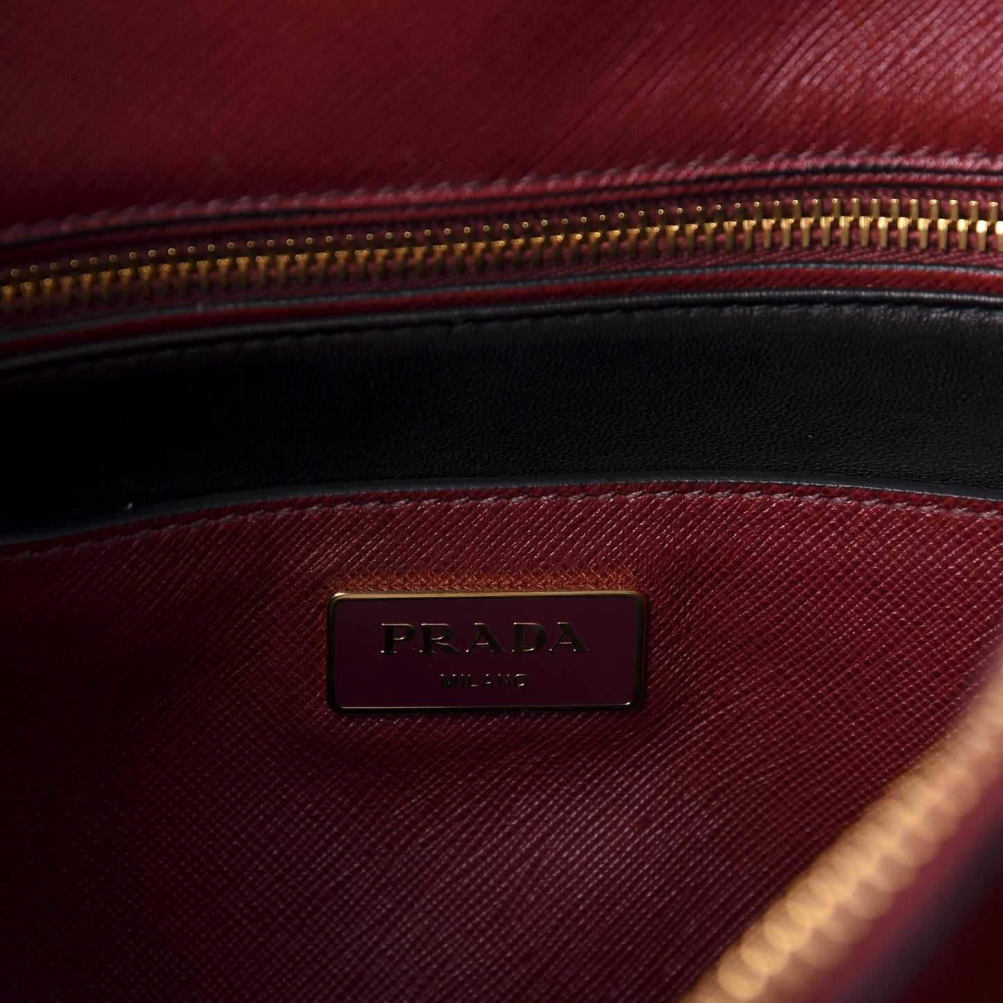 Saffiano Soft Tote Cherry