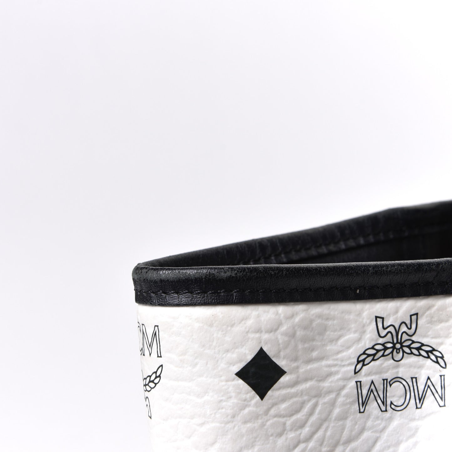 Visetos Tote White Black