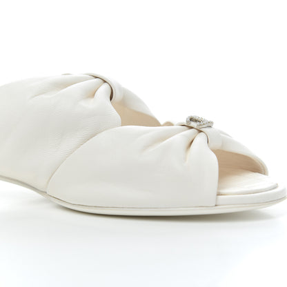 Chanel Lambskin Pearl Bow CC Flat Sandals 39.5 White 10 of 15