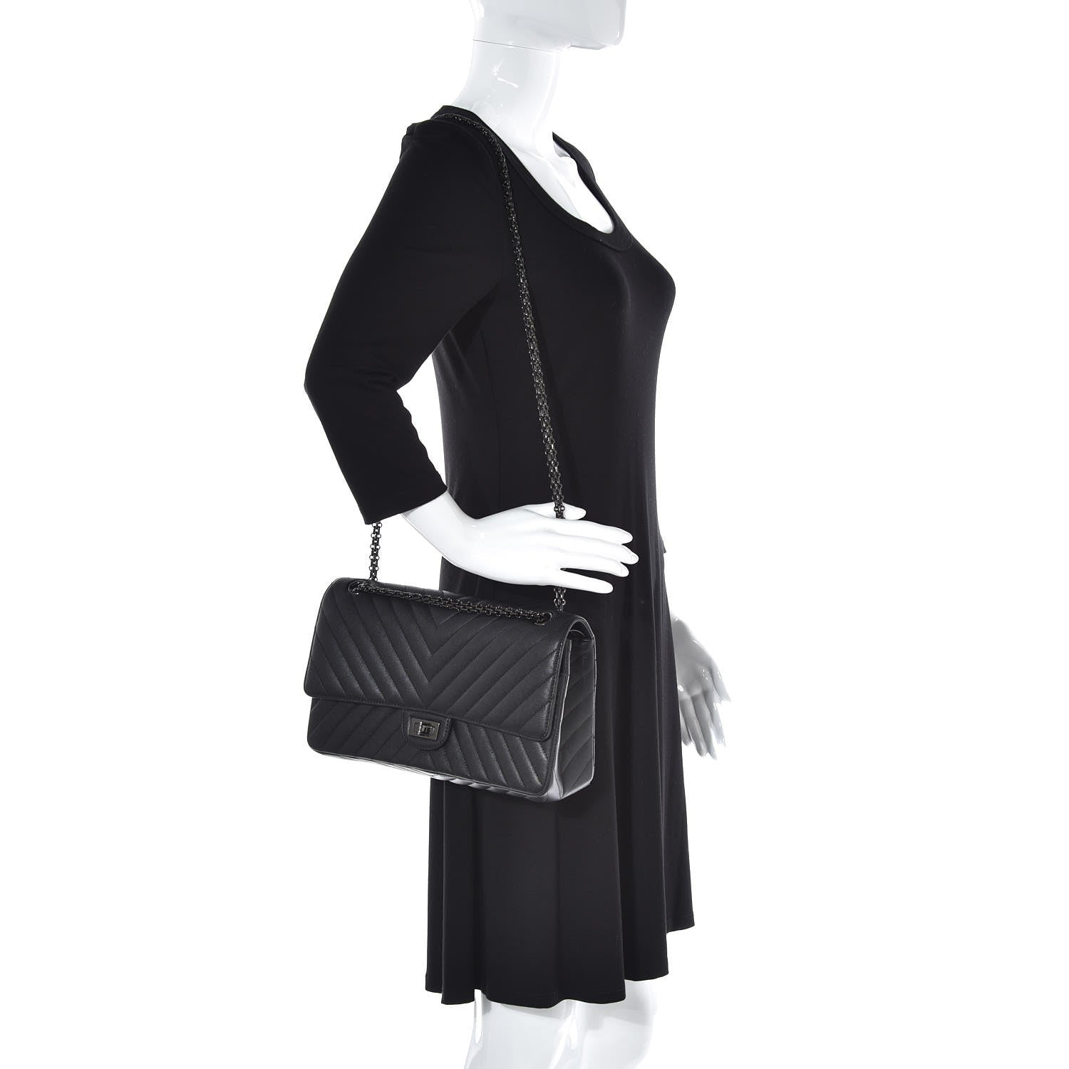 Chanel Sheepskin Chevron Quilted 2.55 Reissue 226 Flap So Black 2 of 11