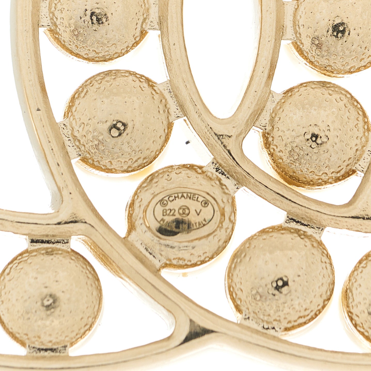 Chanel Pearl CC Brooch Light Gold 4 of 4