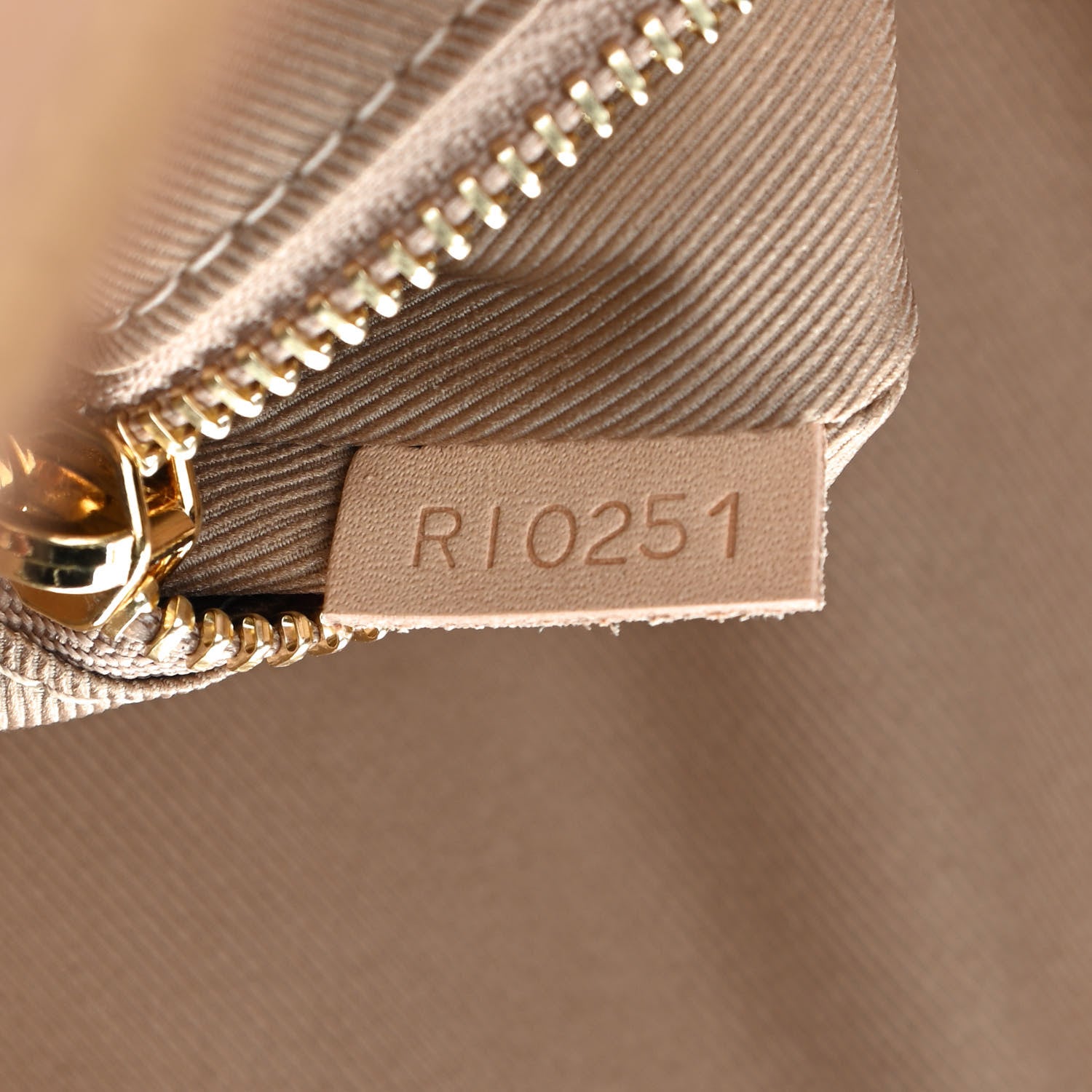 Louis Vuitton Monogram Graceful MM 7 of 10