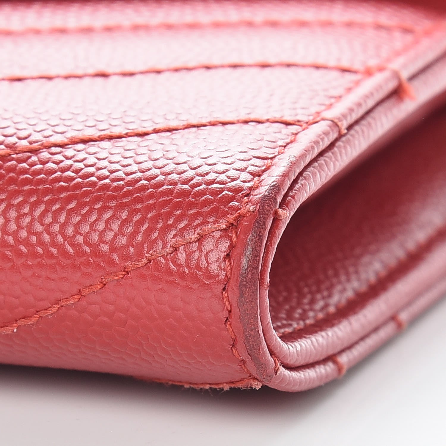Saint Laurent Grain De Poudre Matelasse Chevron Monogram Flap Wallet Red 10 of 12