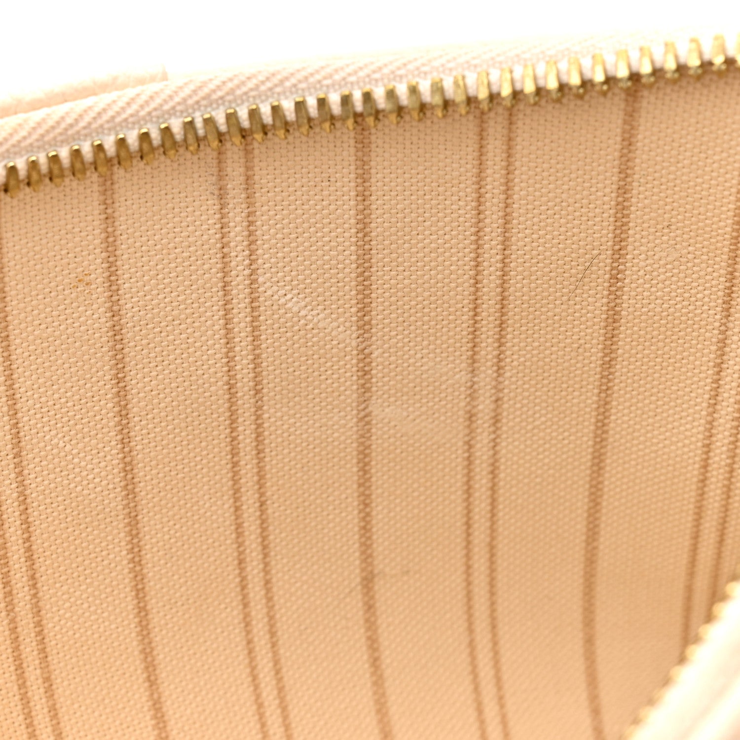 Louis Vuitton Empreinte Easy Pouch On Strap Cream 10 of 13