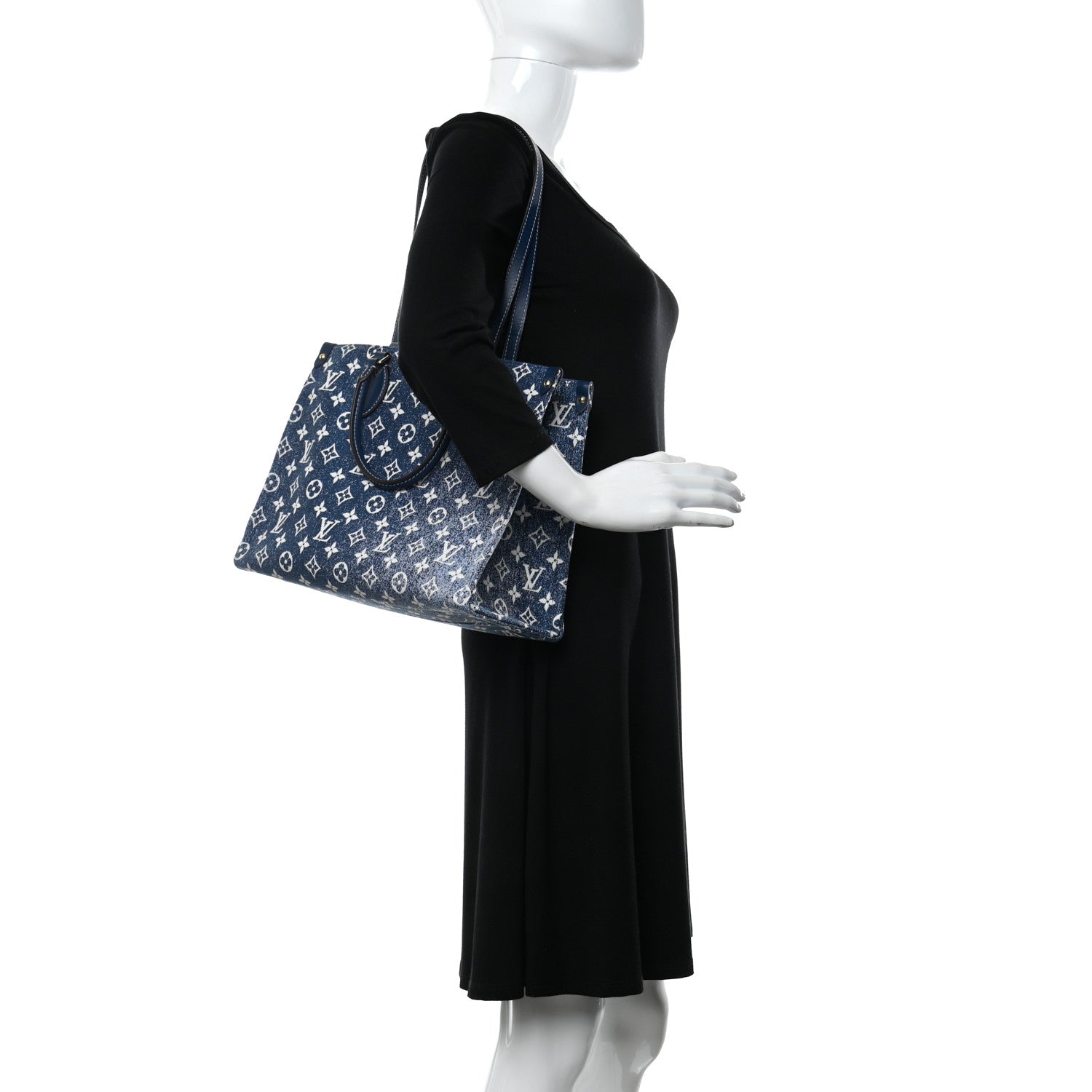 Louis Vuitton Monogram Jacquard Denim Onthego MM Bleu 2 of 9