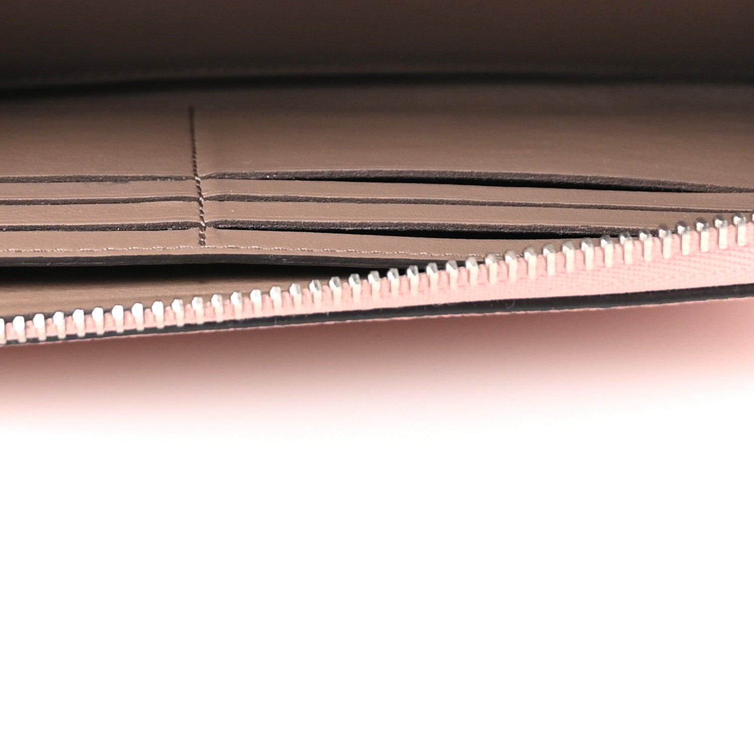 Louis Vuitton Veau Cachemire Comete Wallet Magnolia 8 of 9